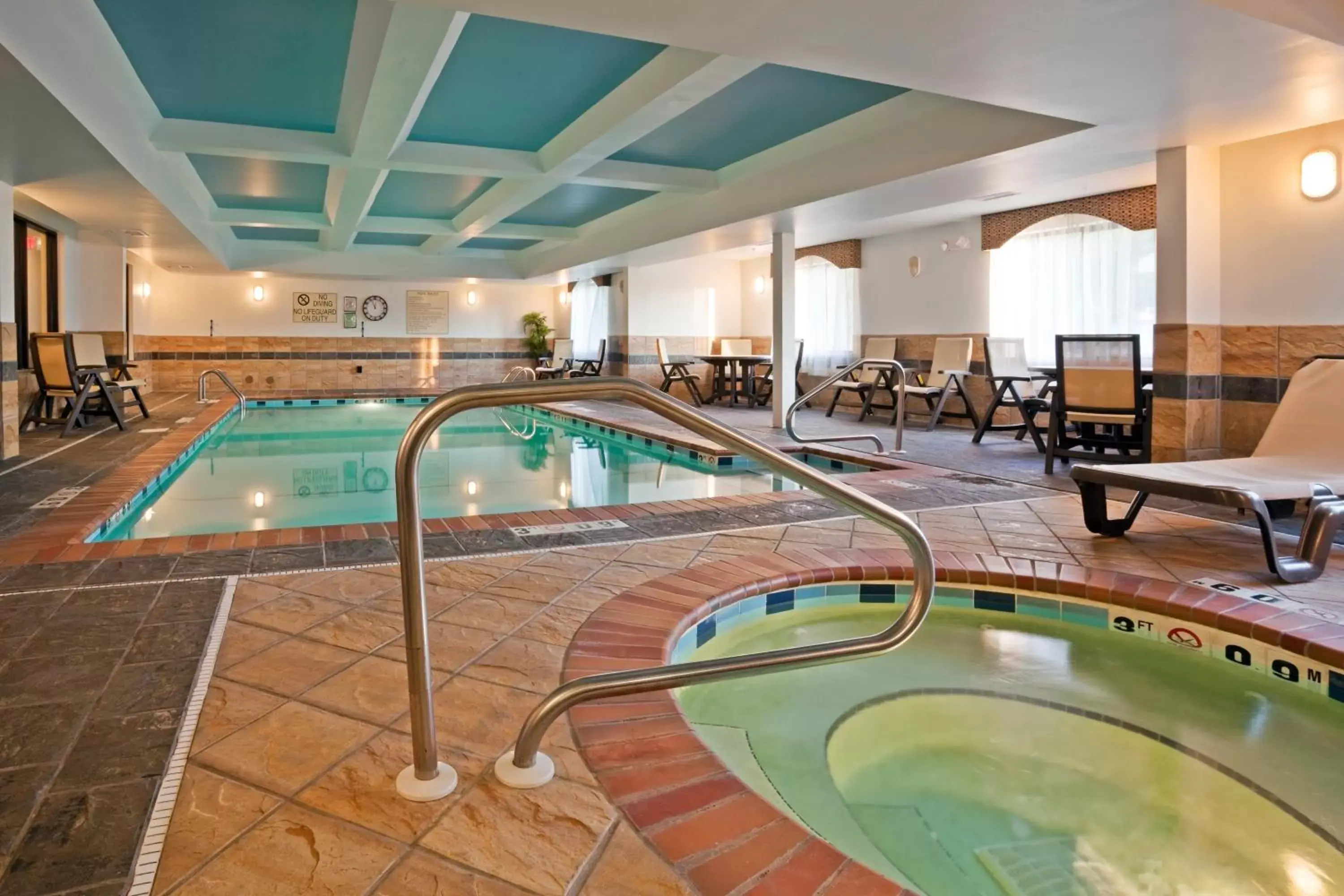 Swimming Pool in Holiday Inn Express Hotel & Suites Birmingham - Inverness 280, an IHG Hotel