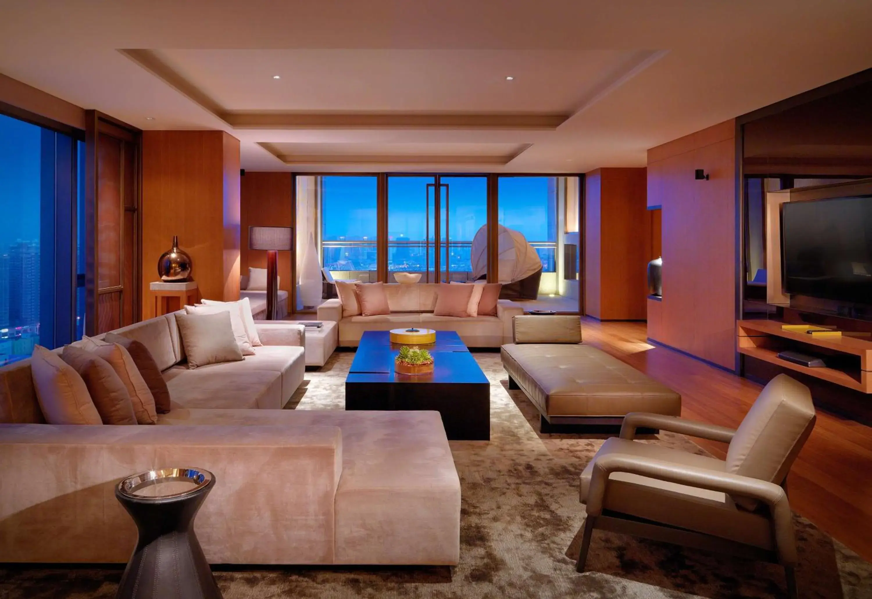 Photo of the whole room, Seating Area in Hyatt Regency Tianjin East