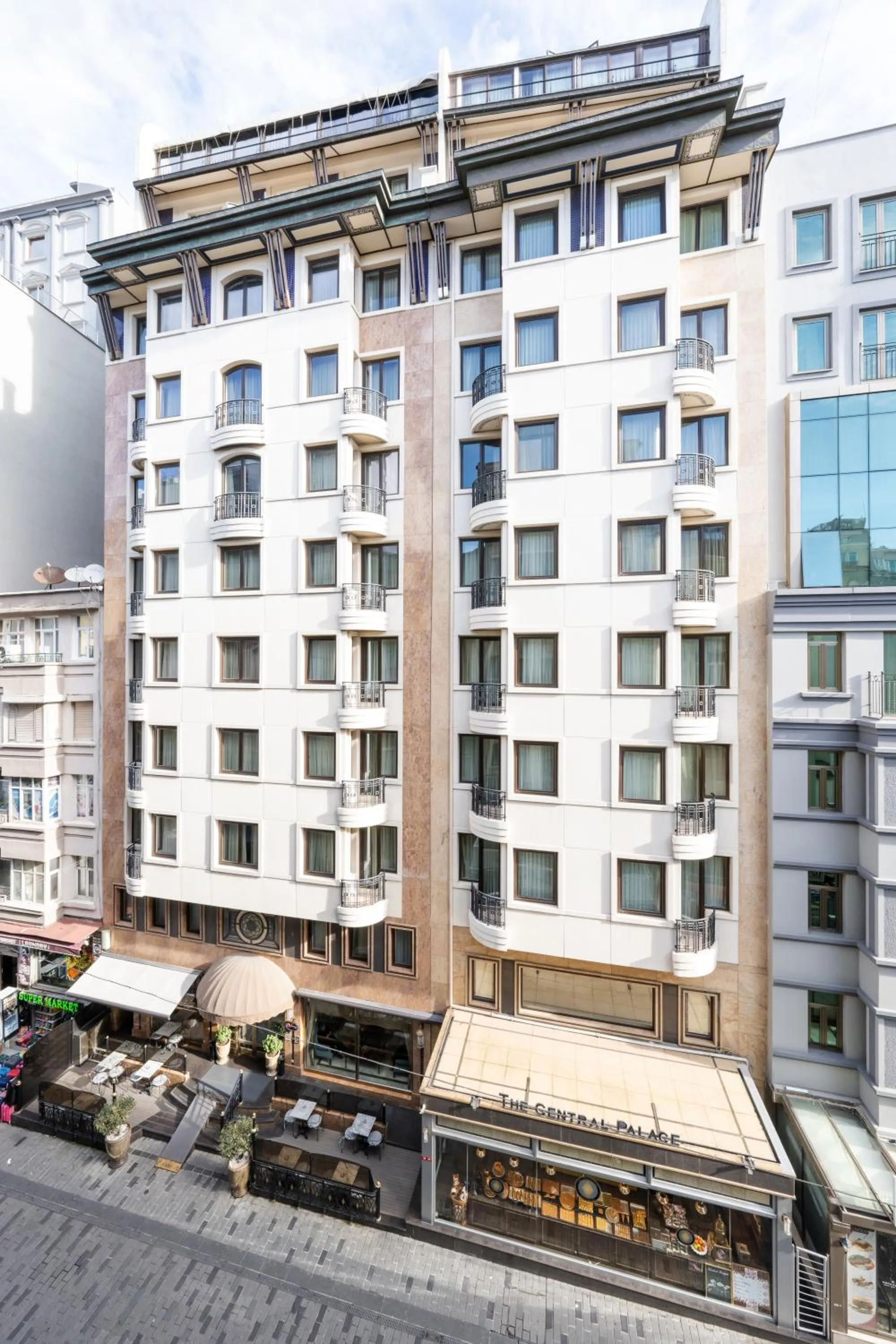 Property building in The Central Palace Taksim