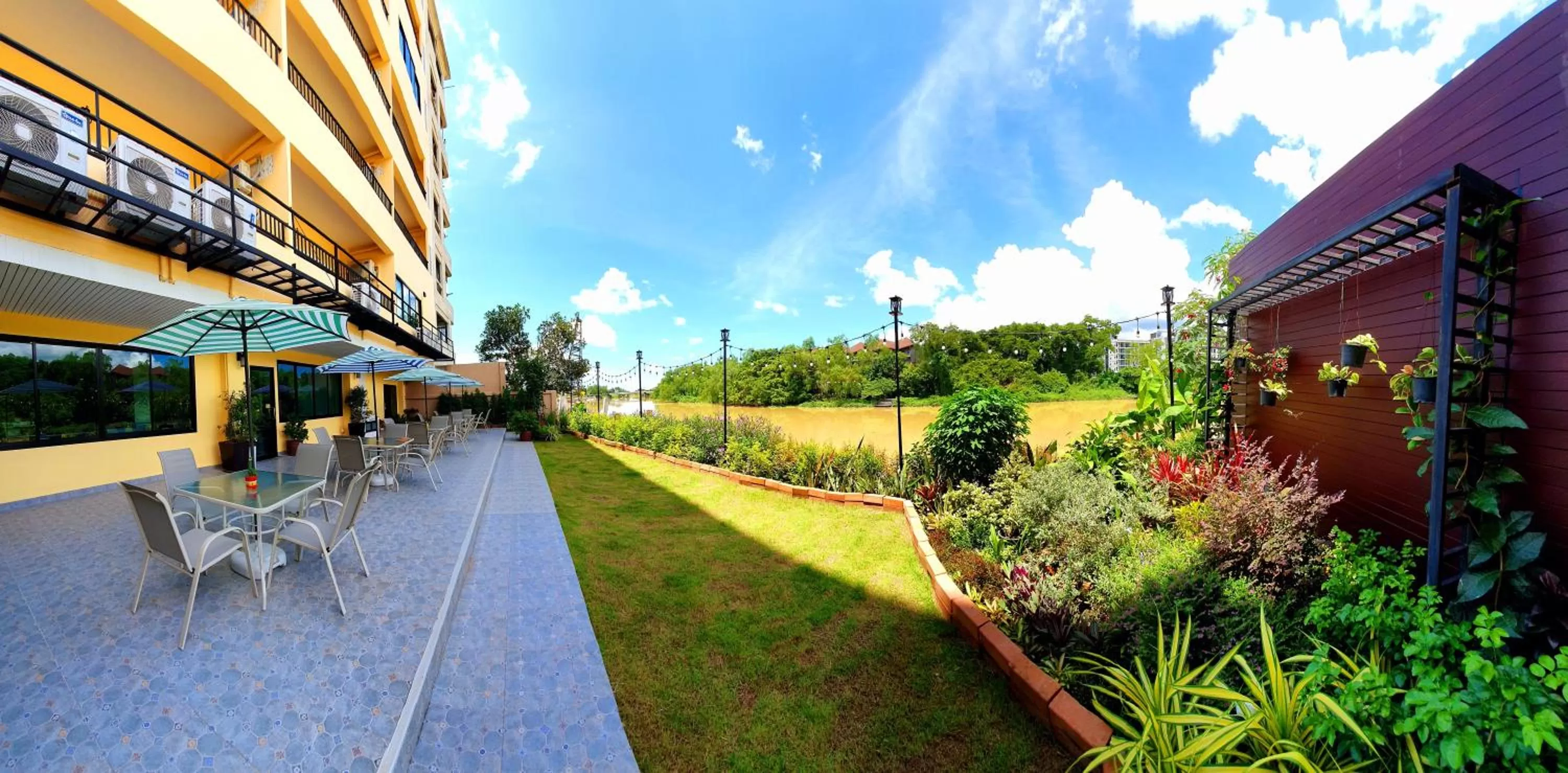 Patio in USABAI Riverside Boutique Hotel