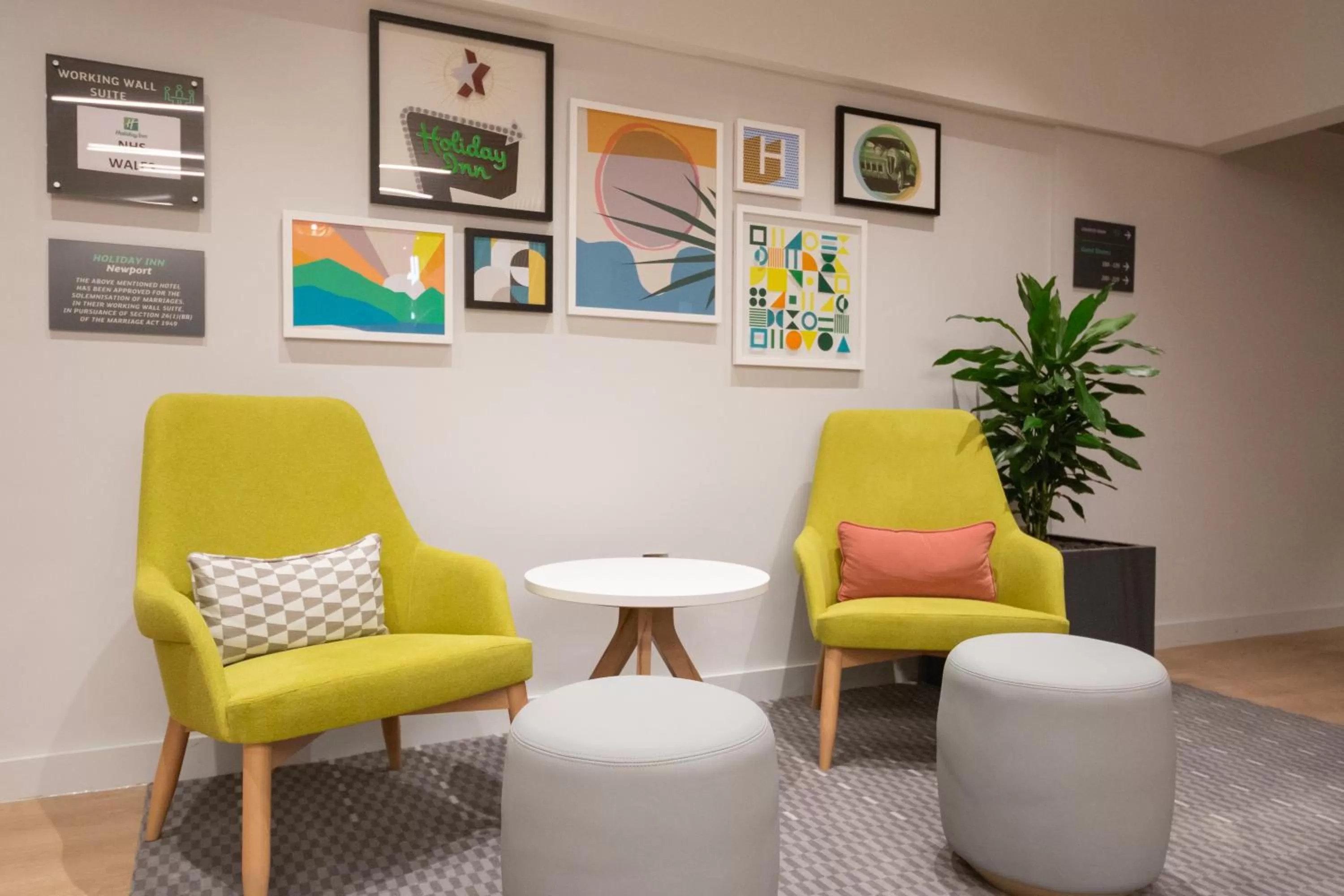 Seating area in Holiday Inn Newport by IHG