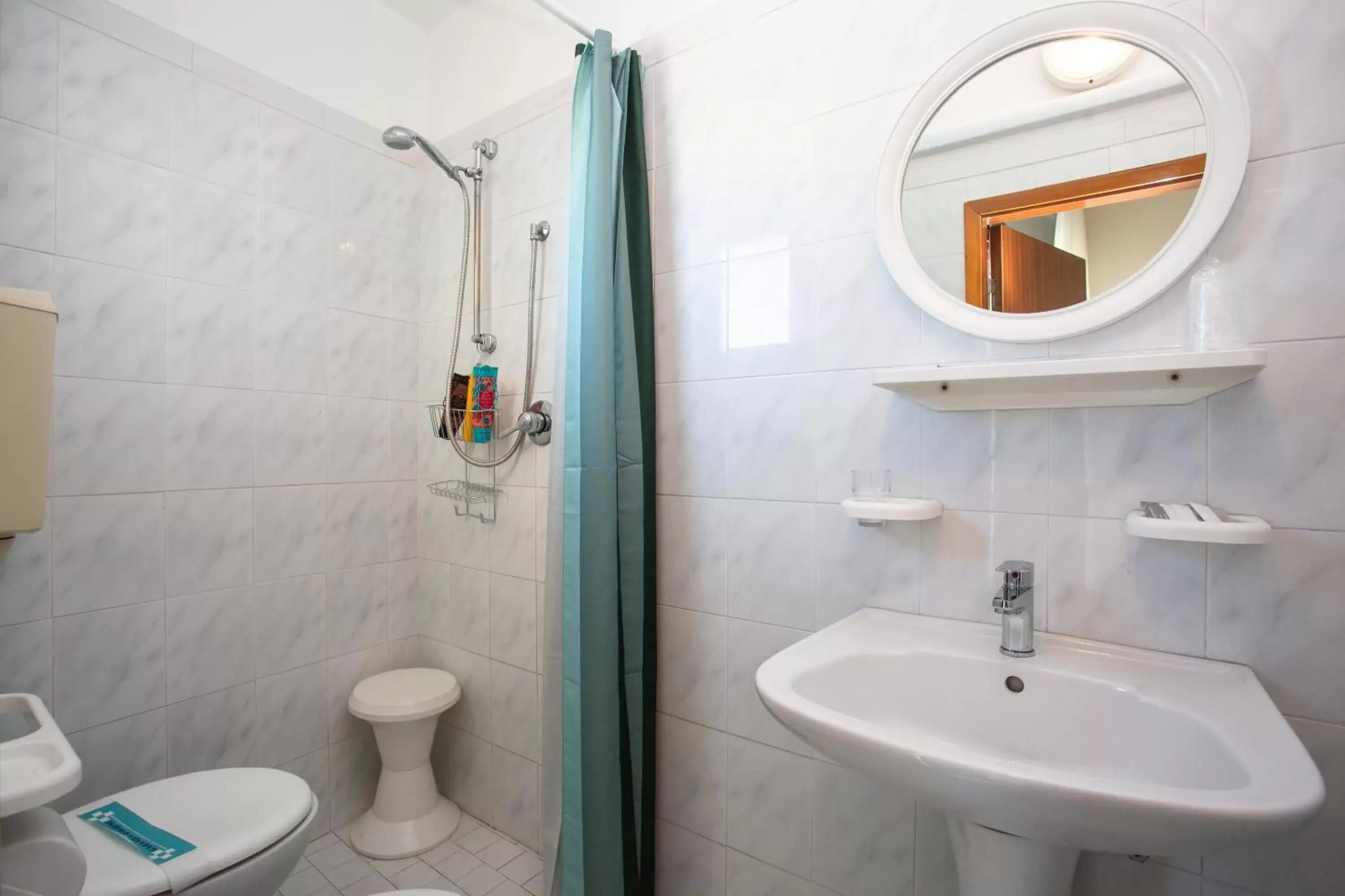 Shower, Bathroom in Hotel Grazia Riccione