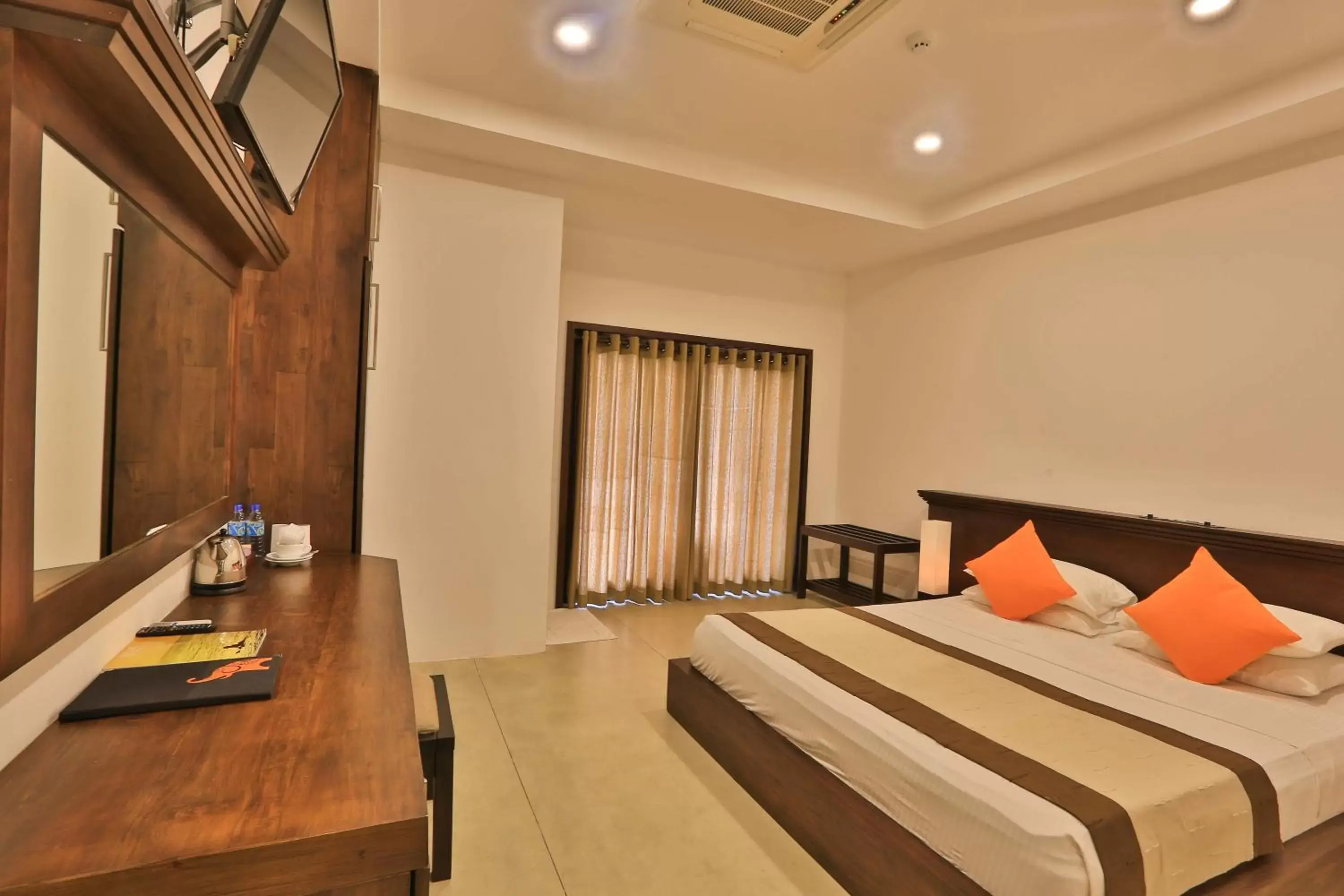 Bedroom, Bed in Rajarata Hotel Anuradhapura