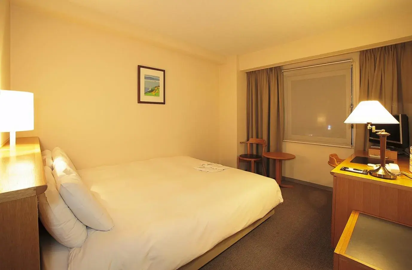 Photo of the whole room, Bed in Smile Hotel Tomakomai