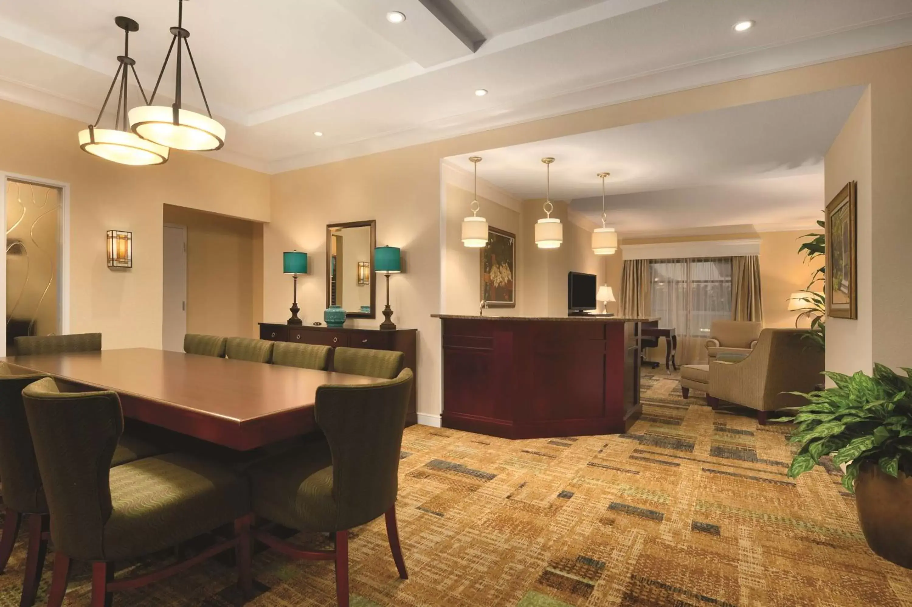 Bedroom in Embassy Suites by Hilton Orlando Lake Buena Vista South