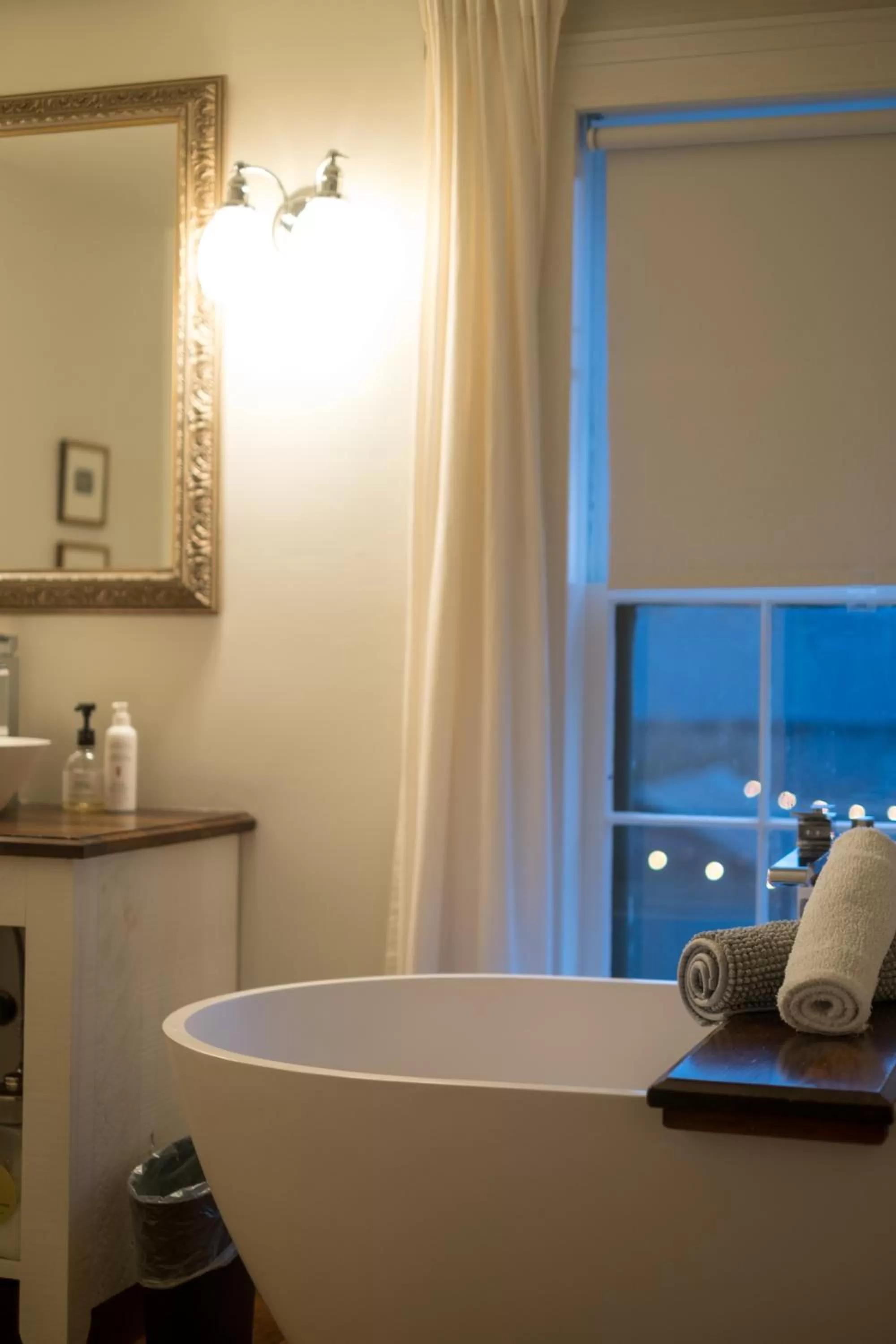 Bathroom in Woodbourne Inn