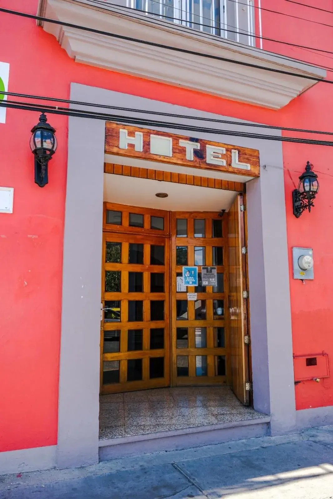 Property building in Hotel Posada el Cid