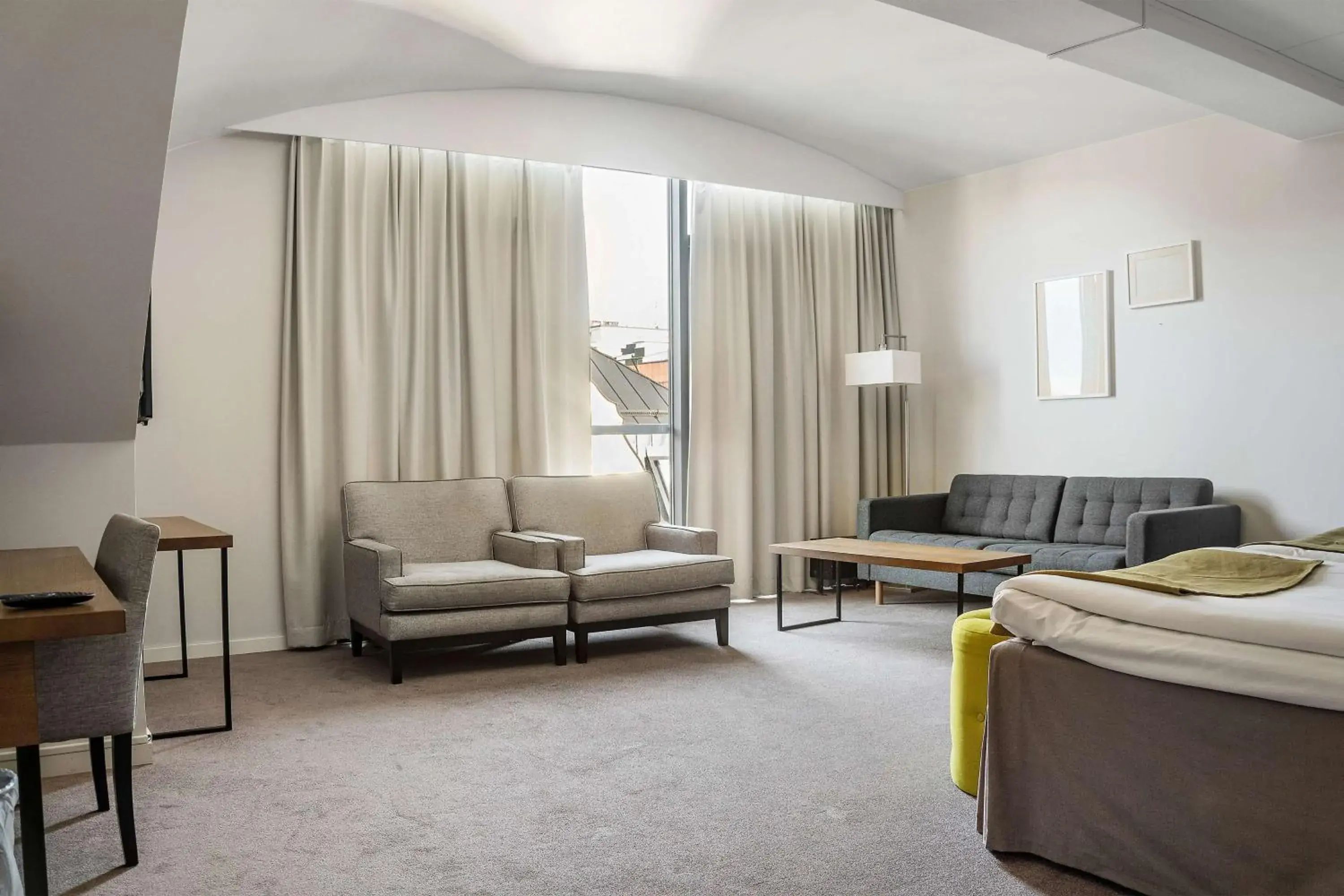 Bedroom, Seating Area in Best Western Plus Hotel Plaza