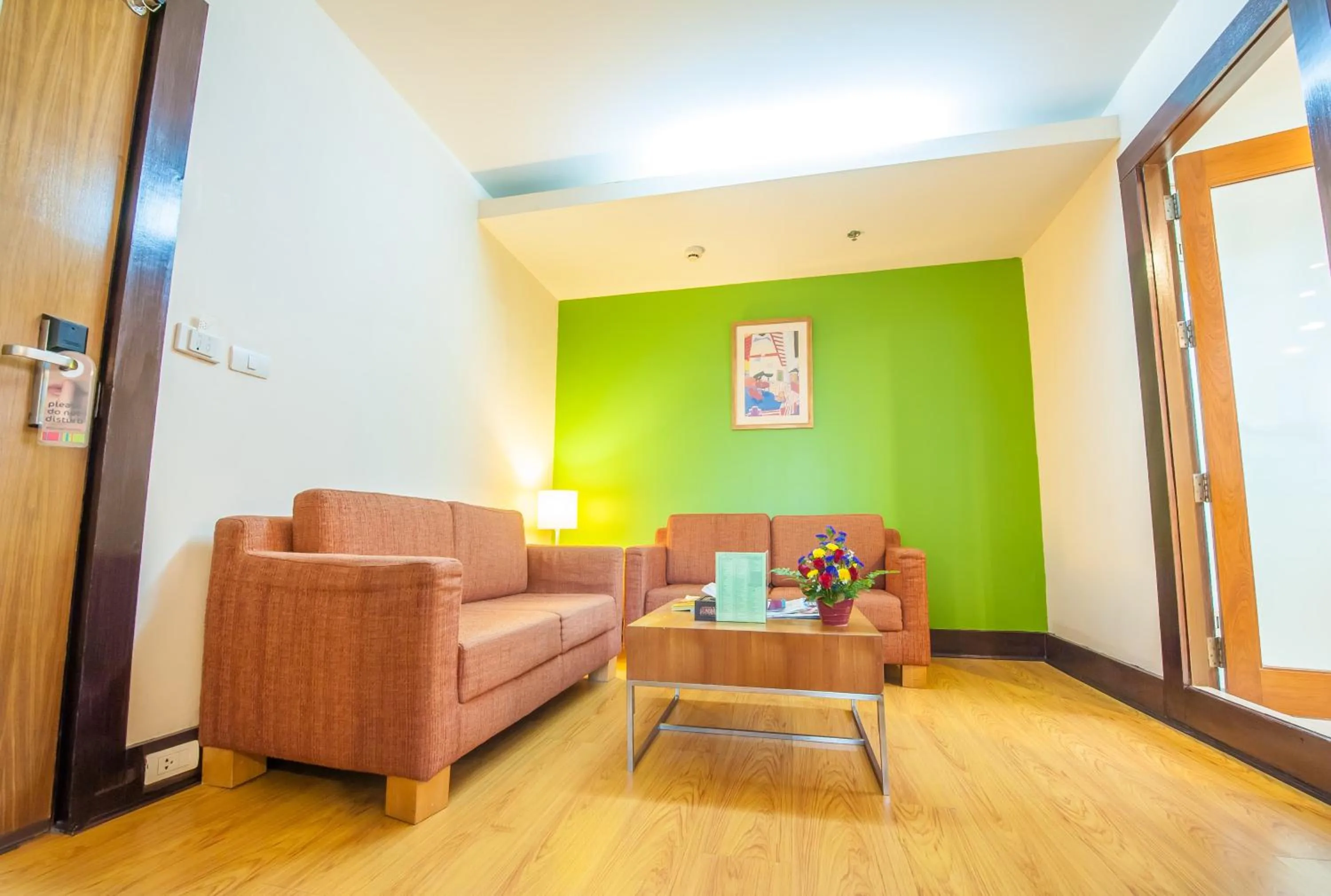 Decorative detail in The Seasons Bangkok Huamark