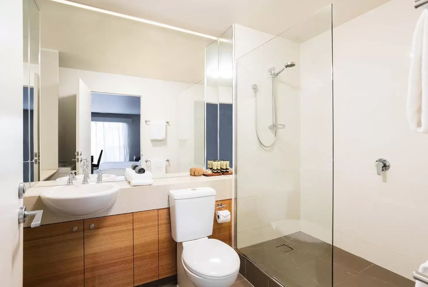 Bathroom in The Old Woolstore Apartment Hotel