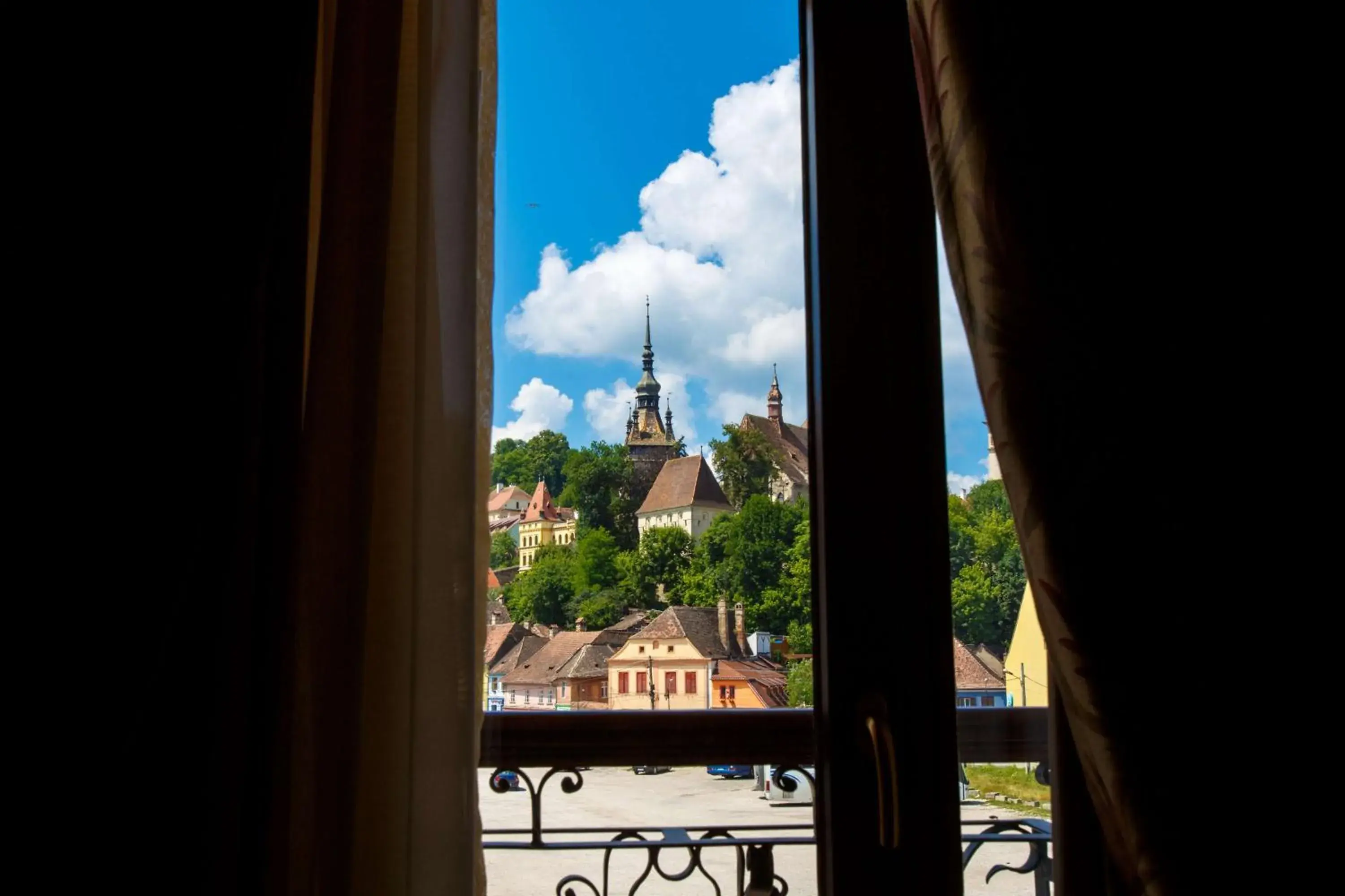 Bed, View in DoubleTree by Hilton Sighisoara