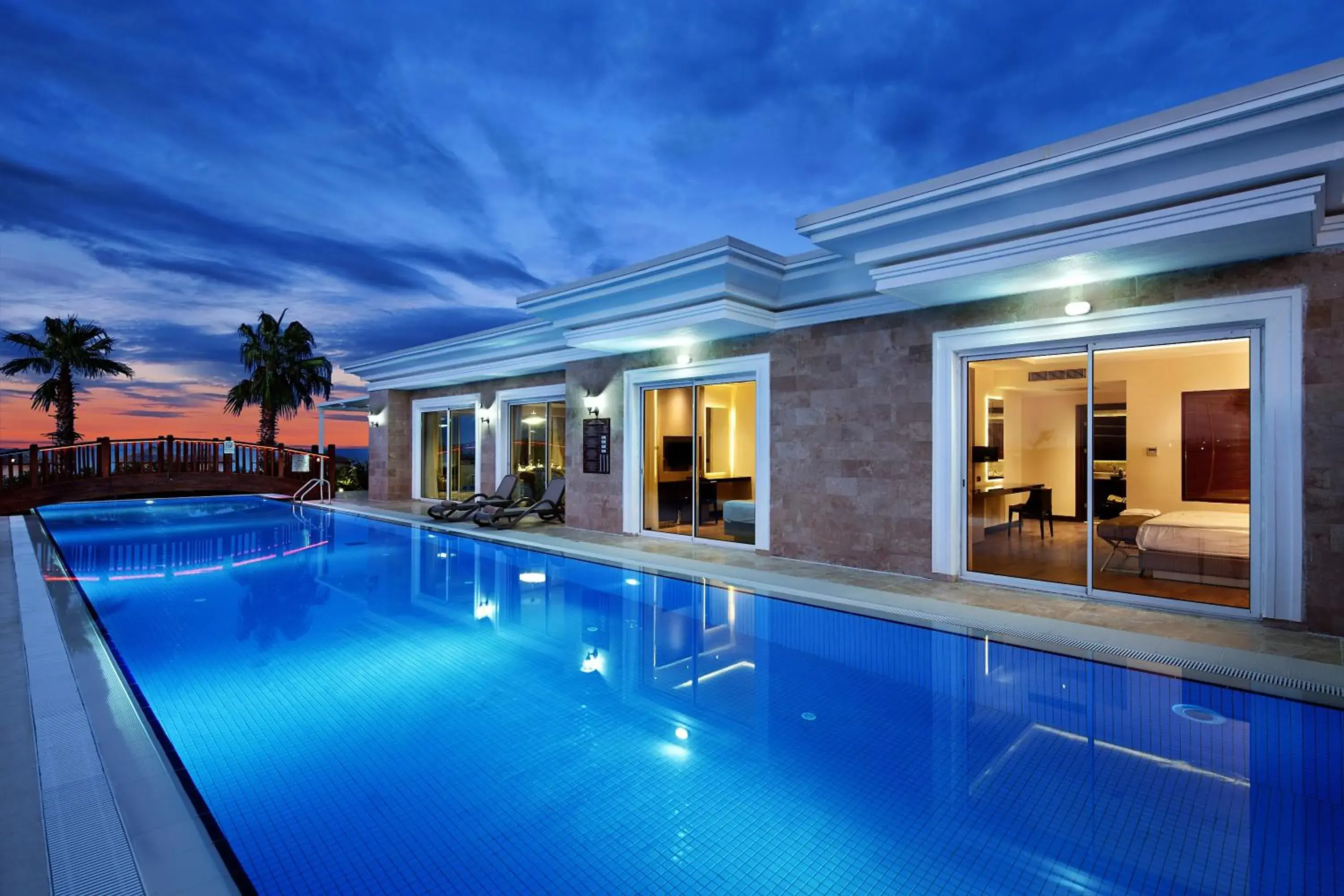 Photo of the whole room, Swimming Pool in Bellis Deluxe Hotel