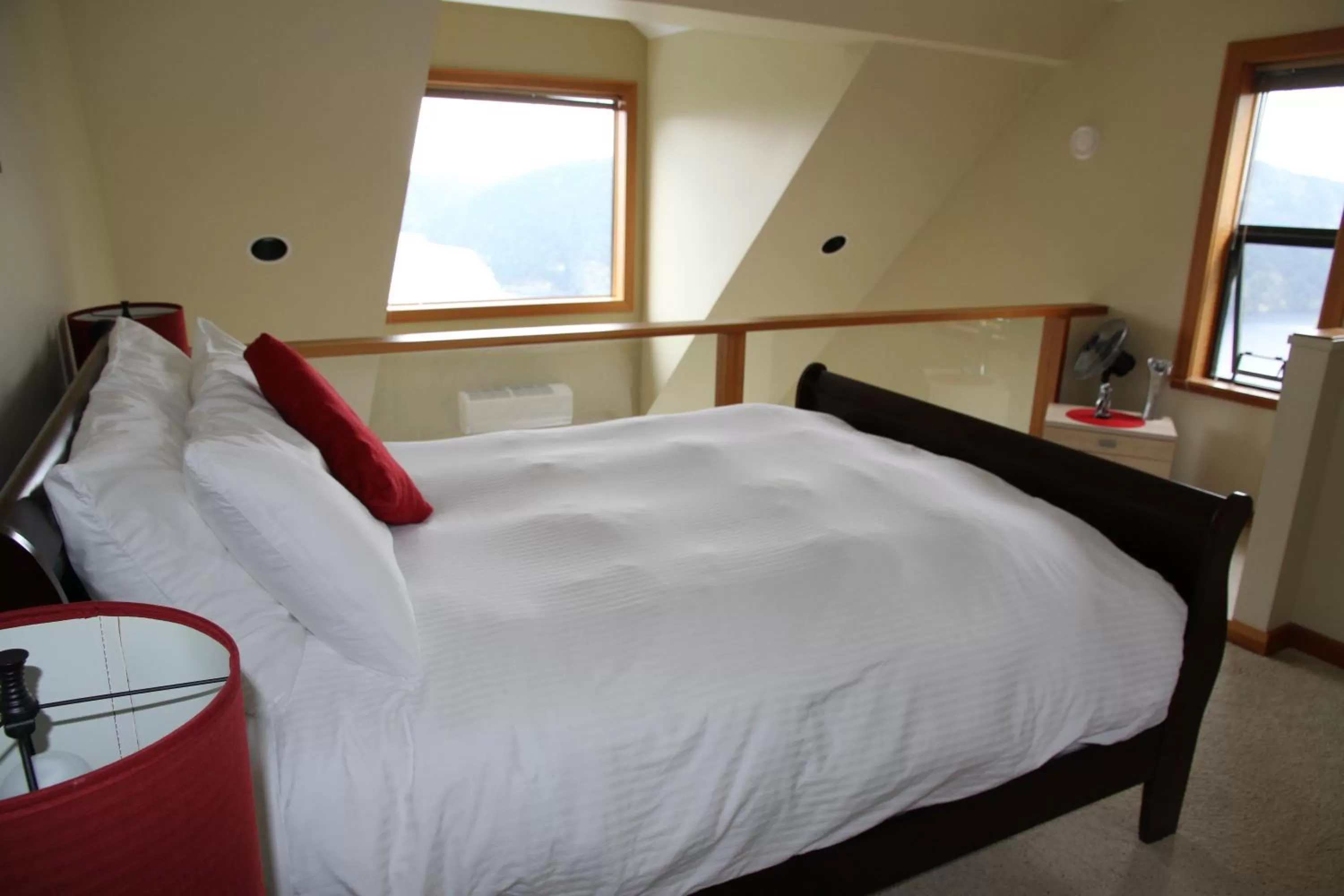 Bed in Moon Water Lodge