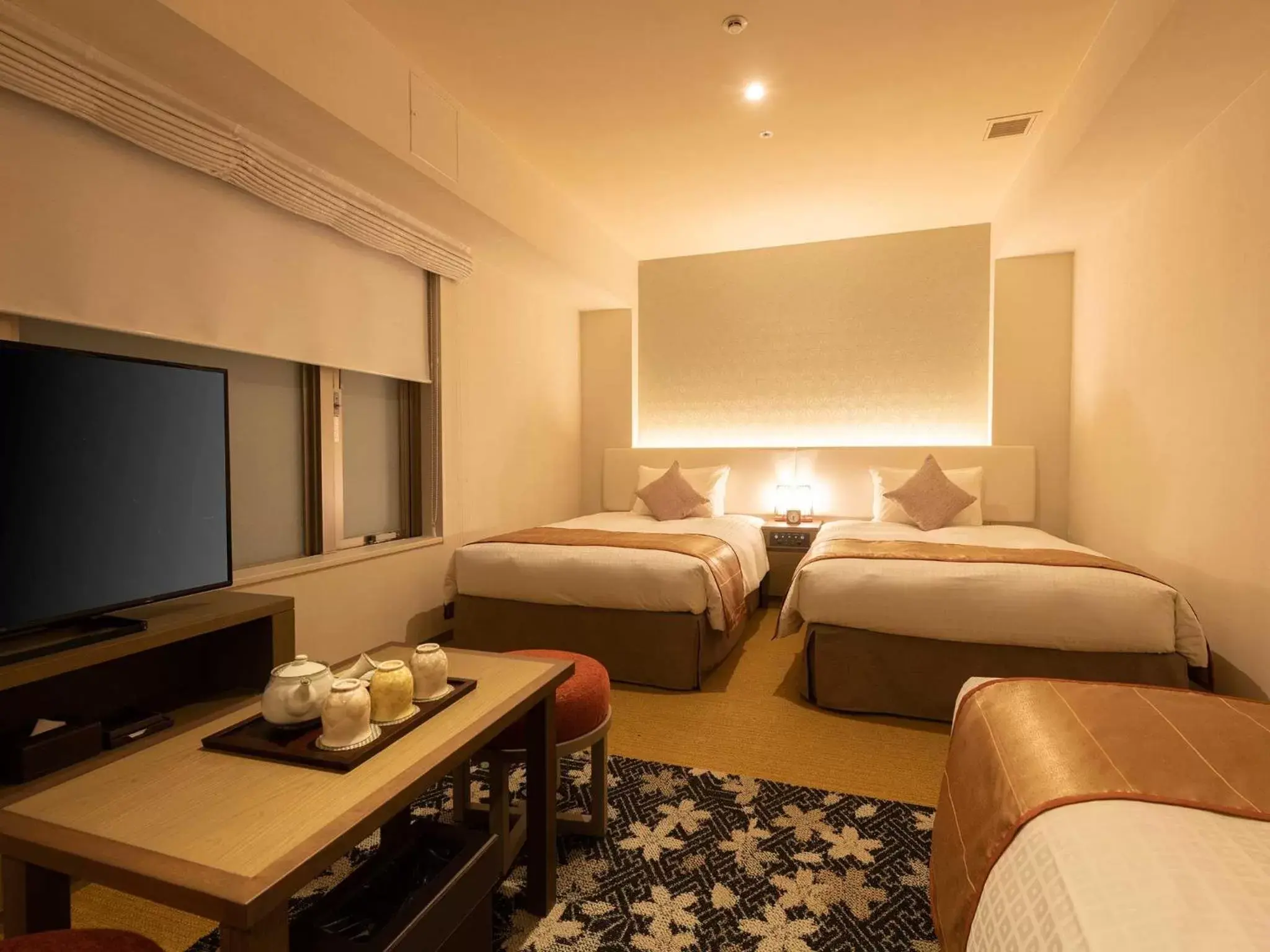 Photo of the whole room, Bed in Tokyu Stay Kyoto Sanjo-Karasuma