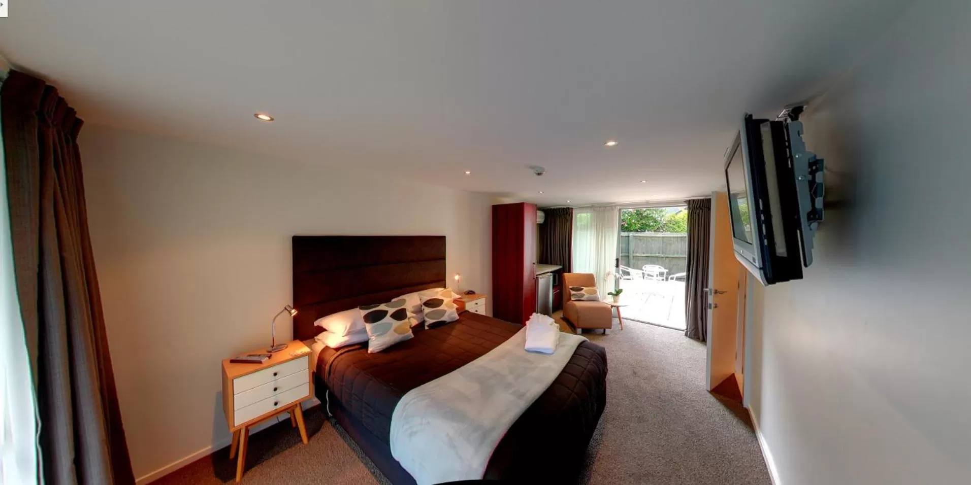 Bed in Merivale Manor