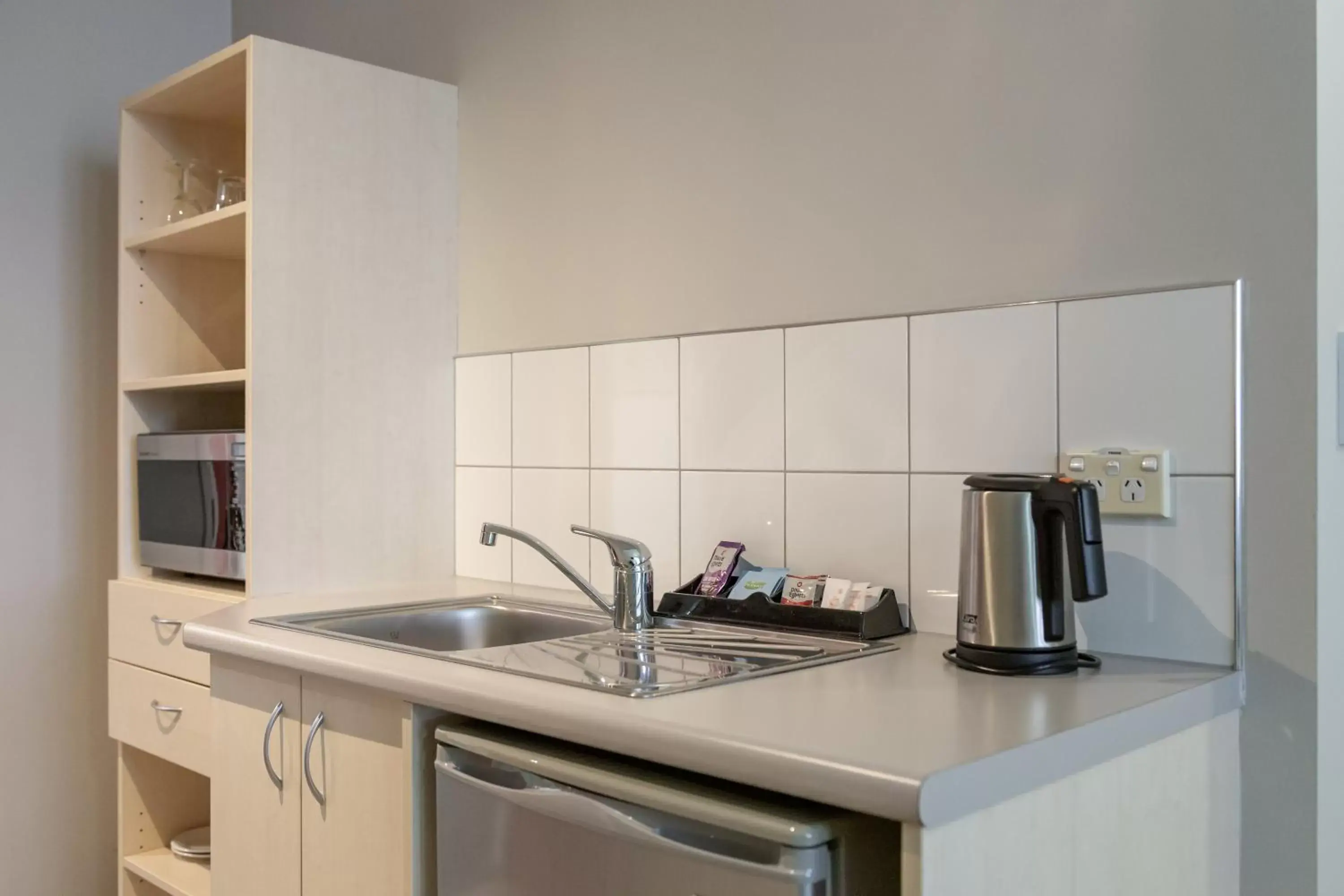 Kitchen or kitchenette, Kitchen/Kitchenette in Ibis Styles Invercargill