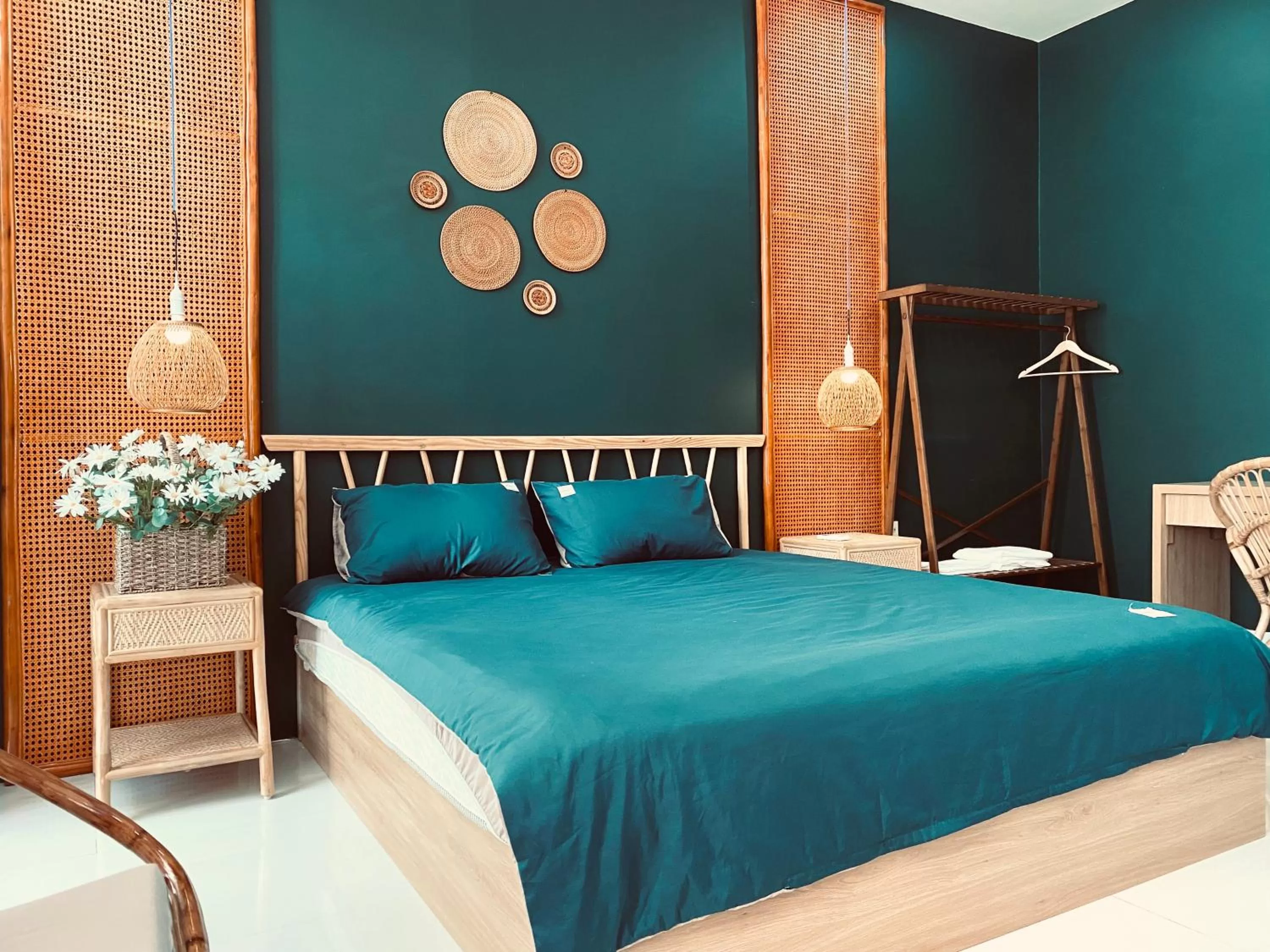 Bed in Emerald Boutique Stay 2