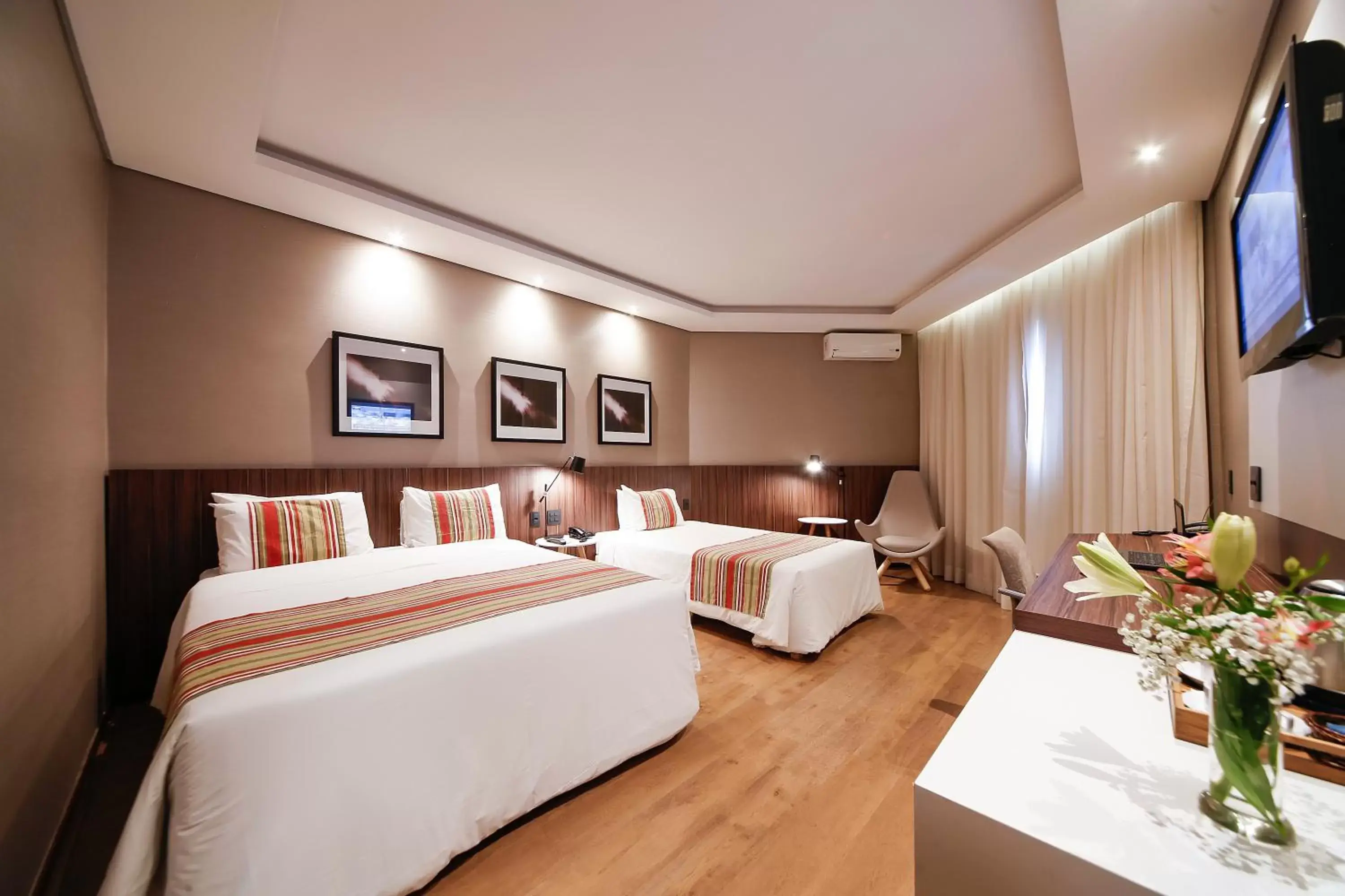 Photo of the whole room, Bed in Grand Hotel Royal Sorocaba by Atlantica