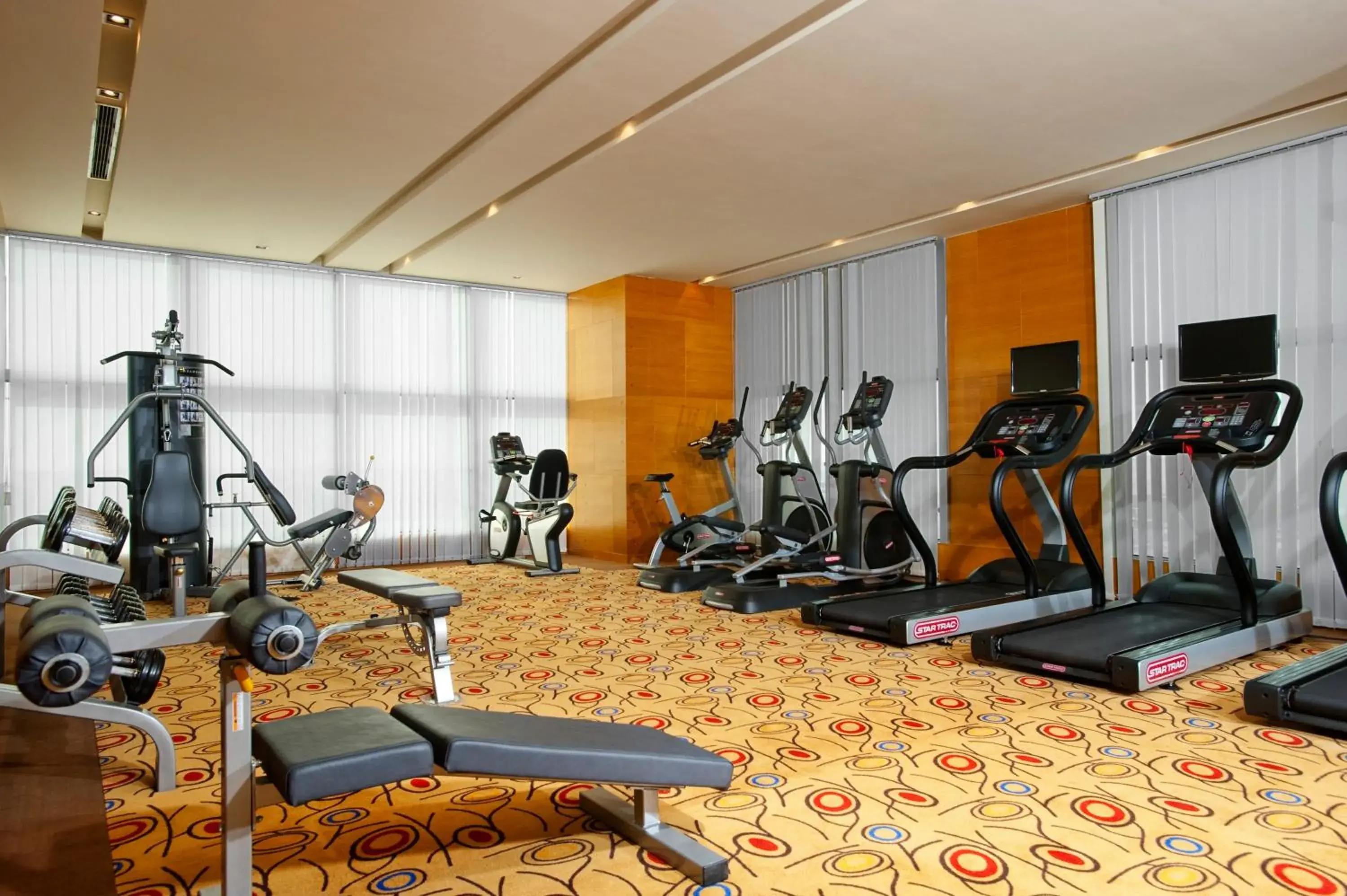 Spa and wellness centre/facilities, Fitness Center/Facilities in Holiday Inn Xi'an Greenland Century City, an IHG Hotel