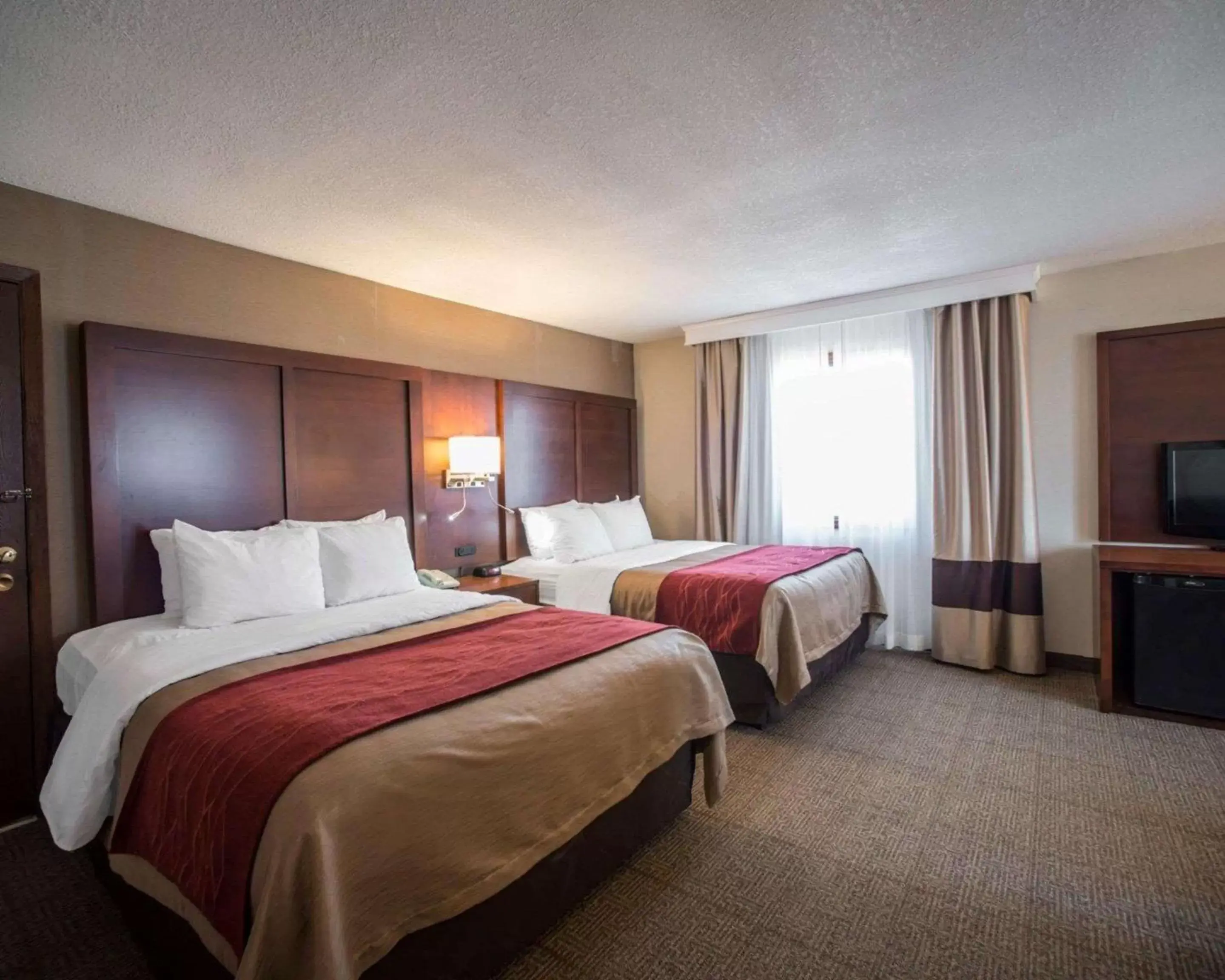 Photo of the whole room, Bed in Quality Inn Boonville - Columbia