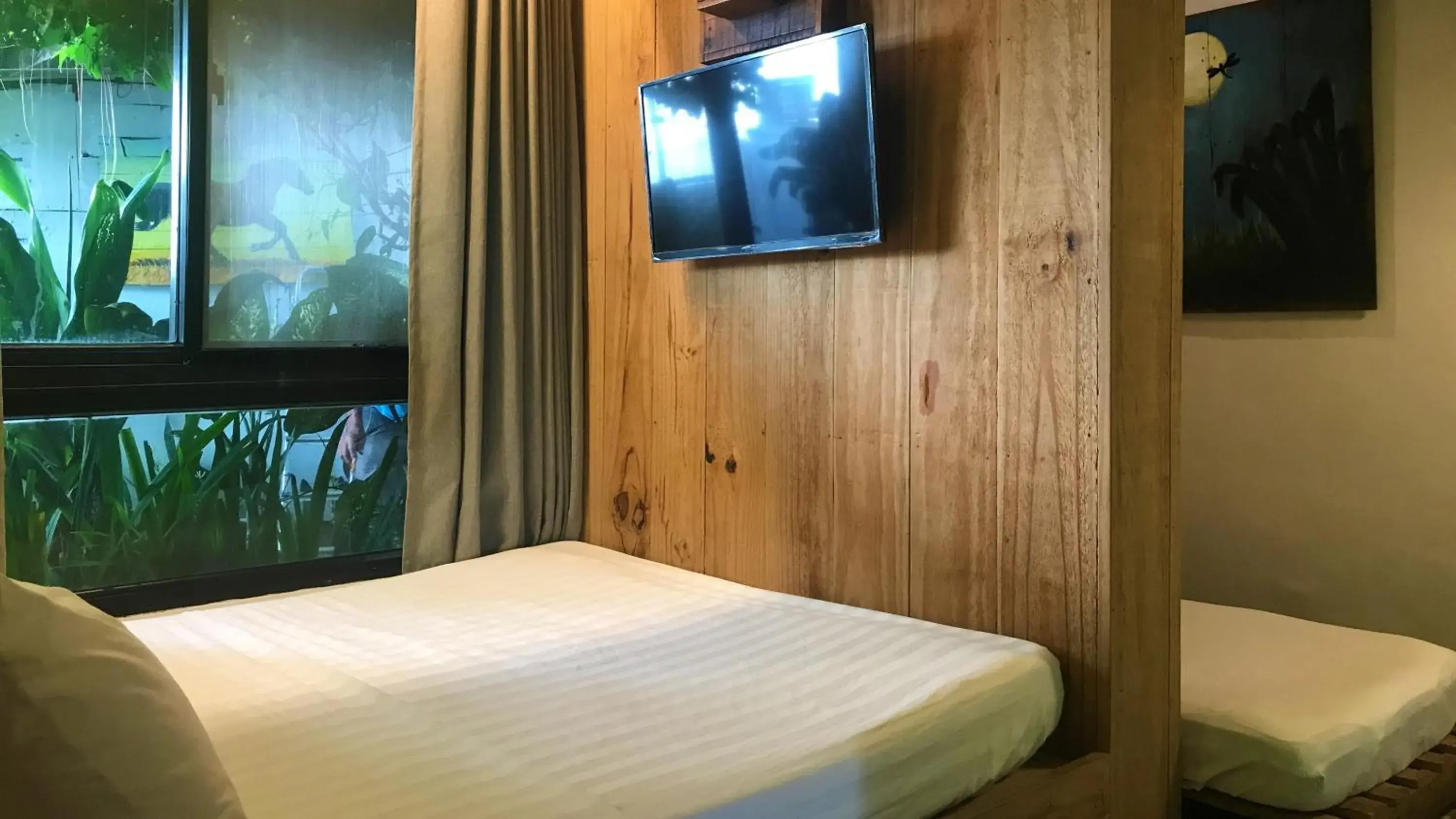 Bed in Cabins by Eco Hotel Tagaytay