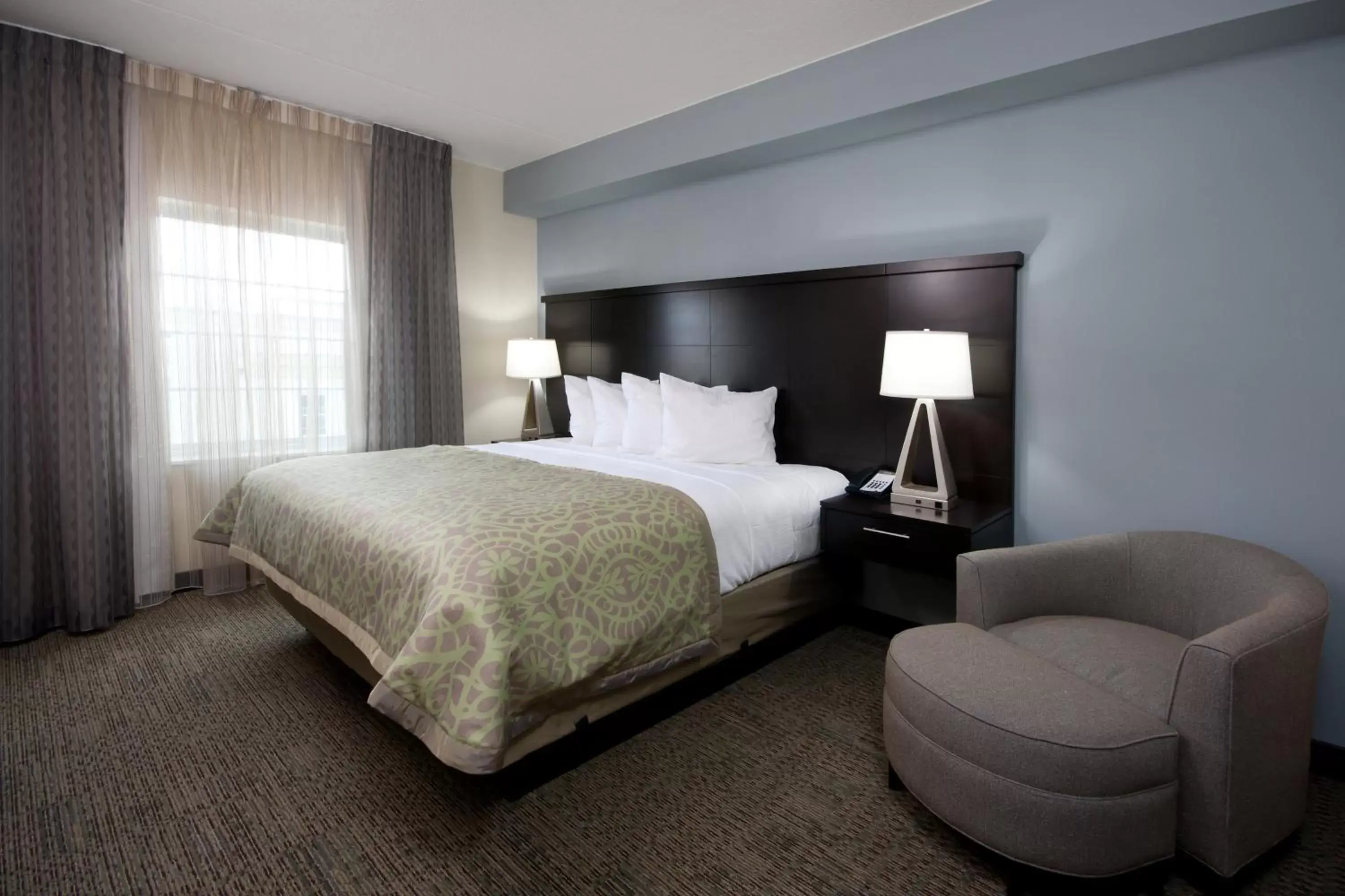 Bed in Staybridge Suites Buffalo-Amherst, an IHG Hotel