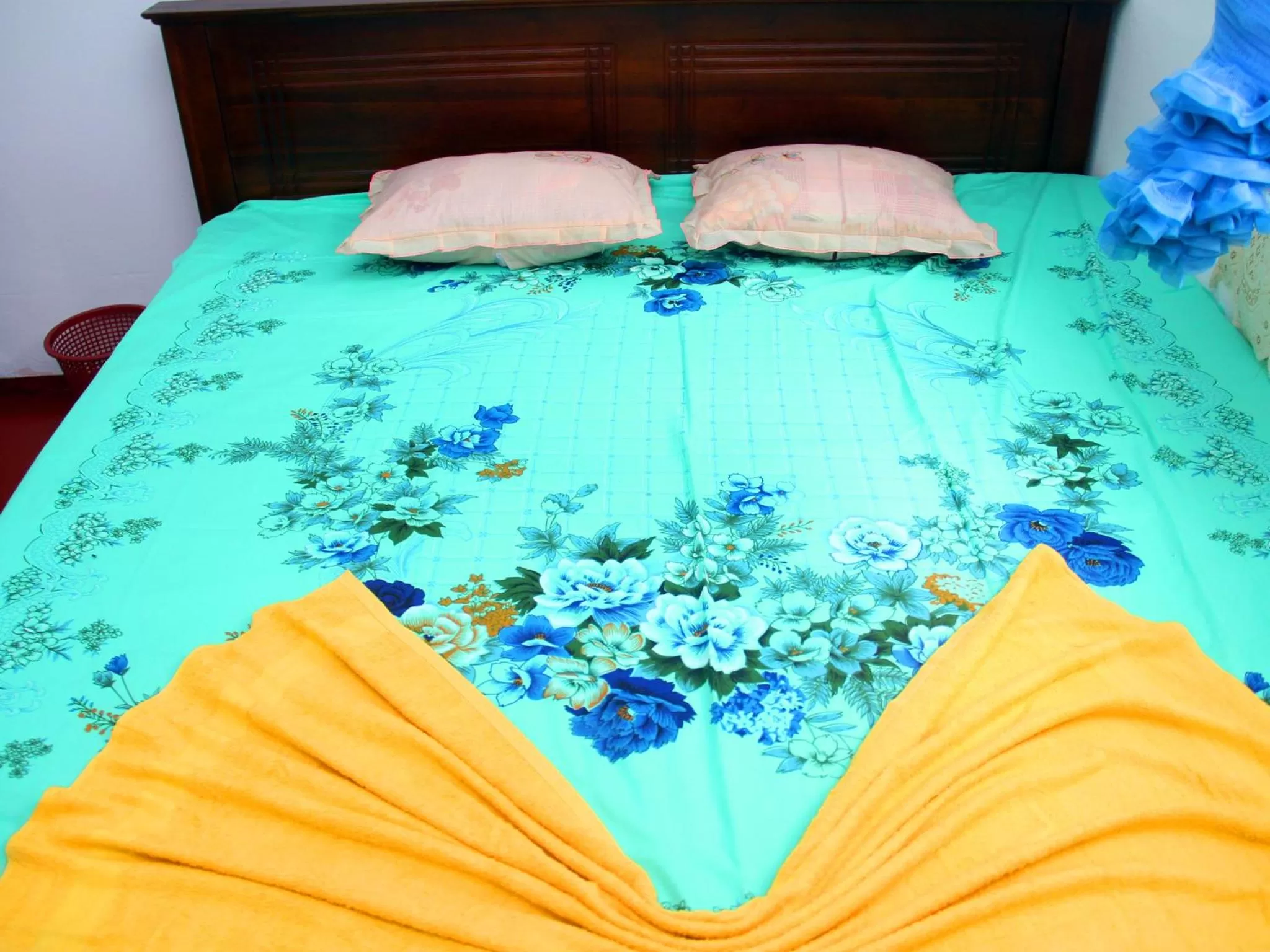 Bed in Dilan Guest