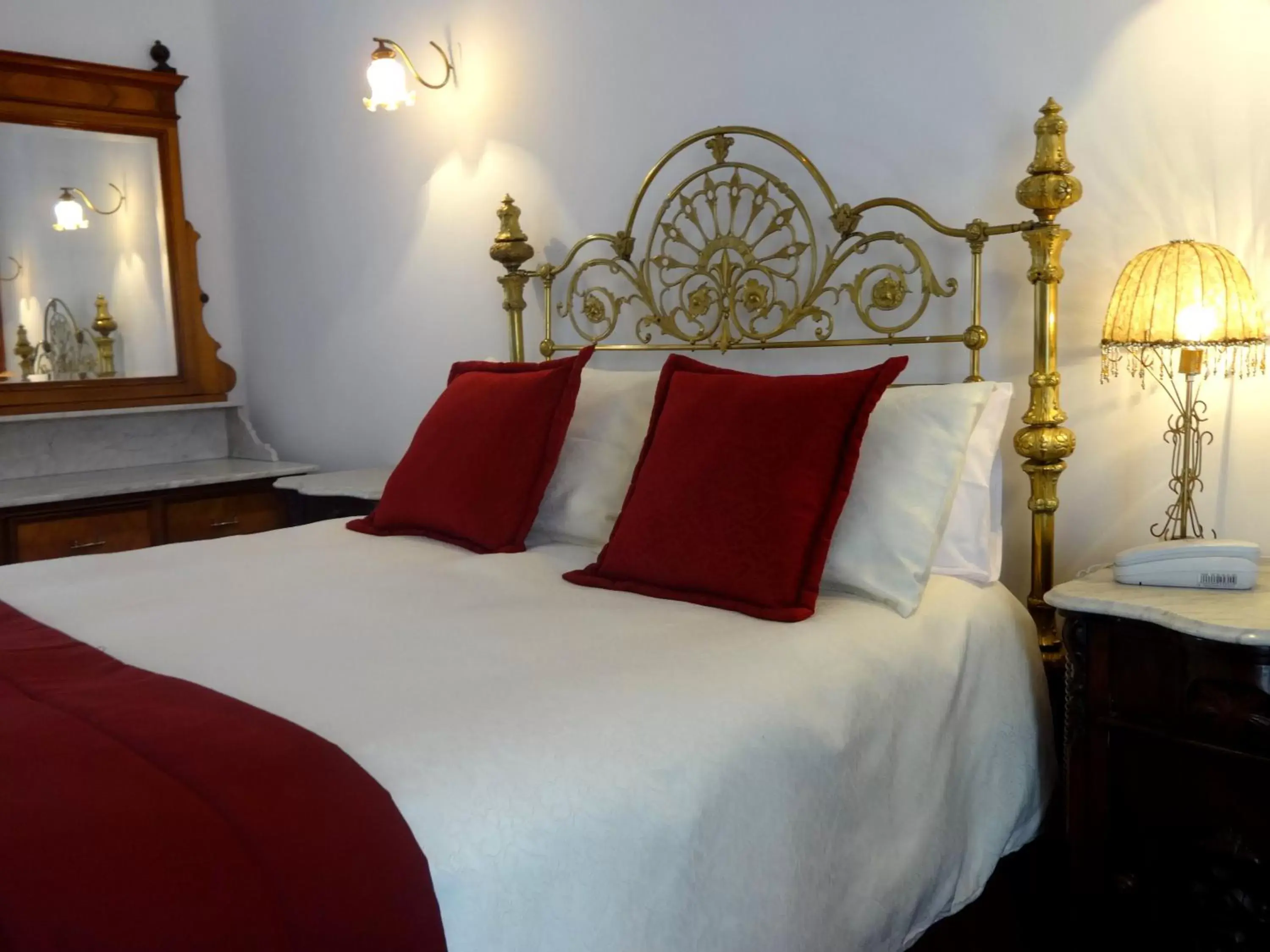 Bed in El Hotel de Su Merced