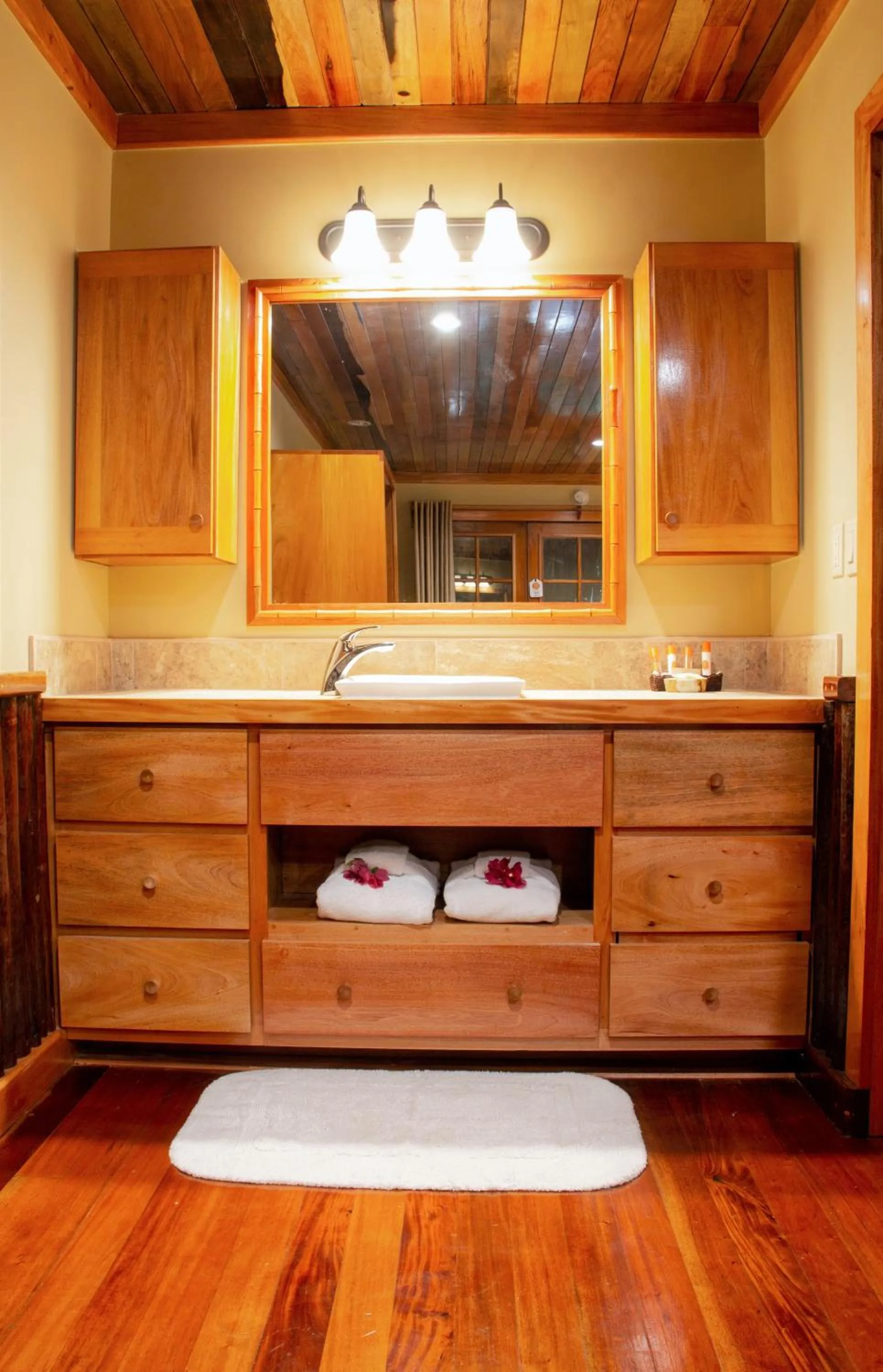 Bed in Ramon's Village Resort