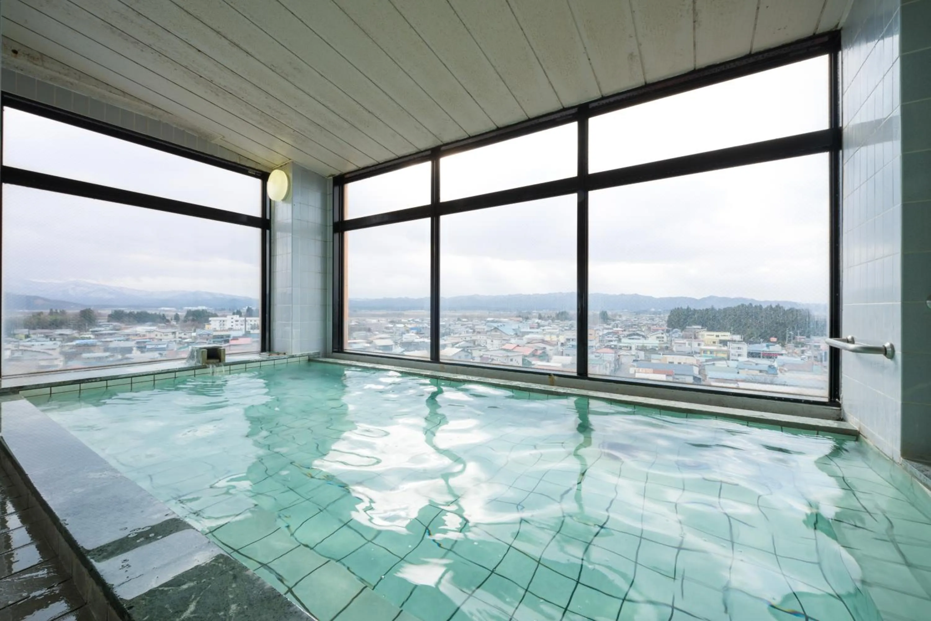 Hot Spring Bath in Annex Royal Hotel
