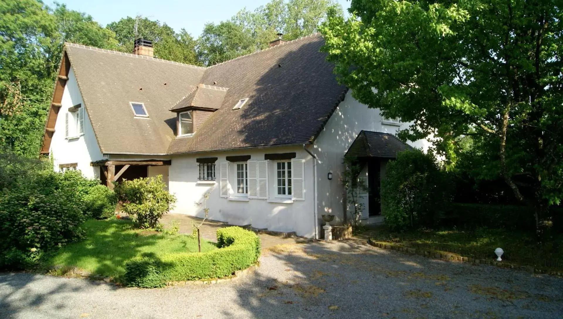 Facade/entrance, Property Building in Bed and Breakfast Saultchevreuil, au Mont Saint Michel