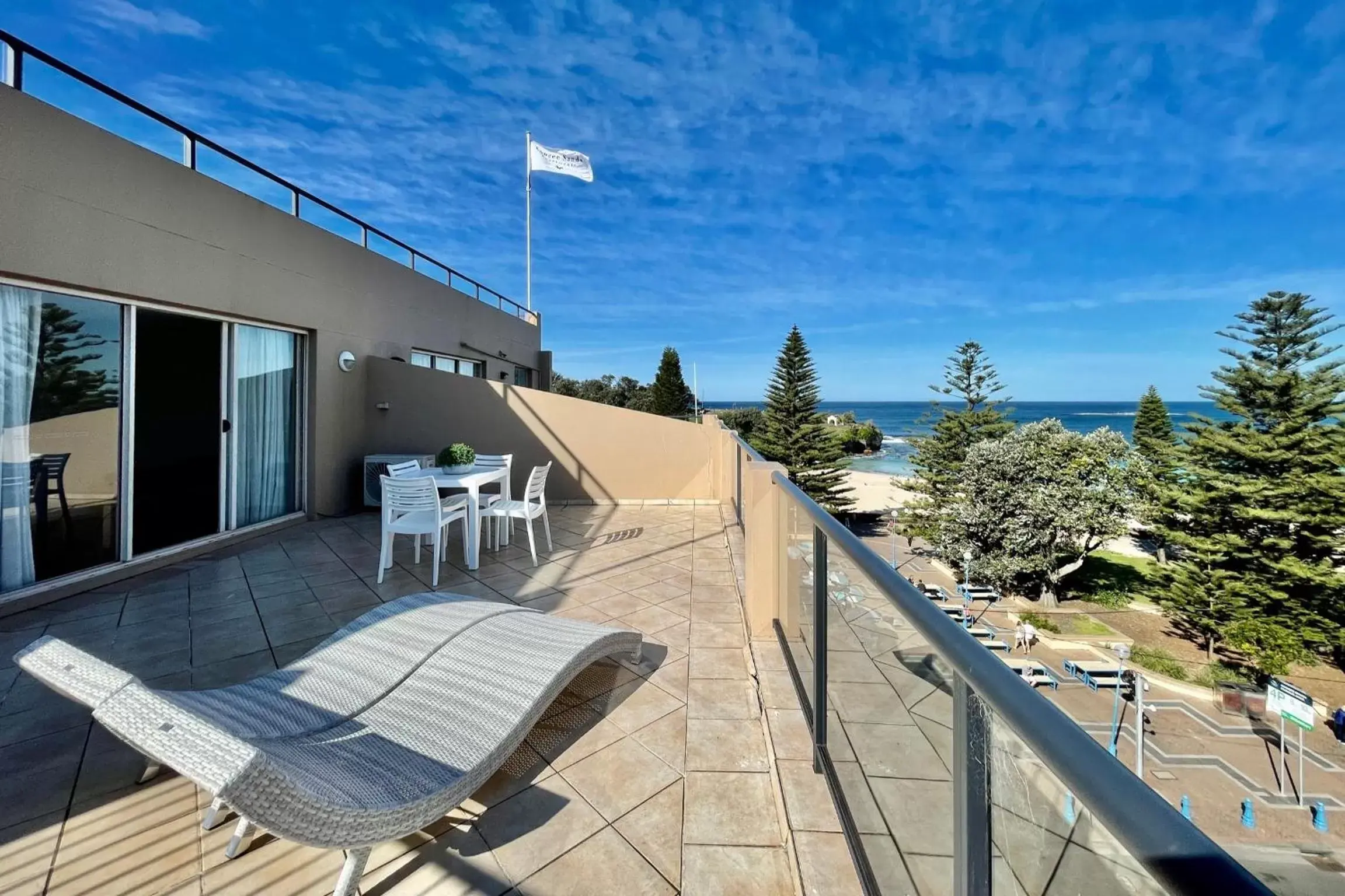 View (from property/room), Balcony/Terrace in Coogee Sands Hotel & Apartments