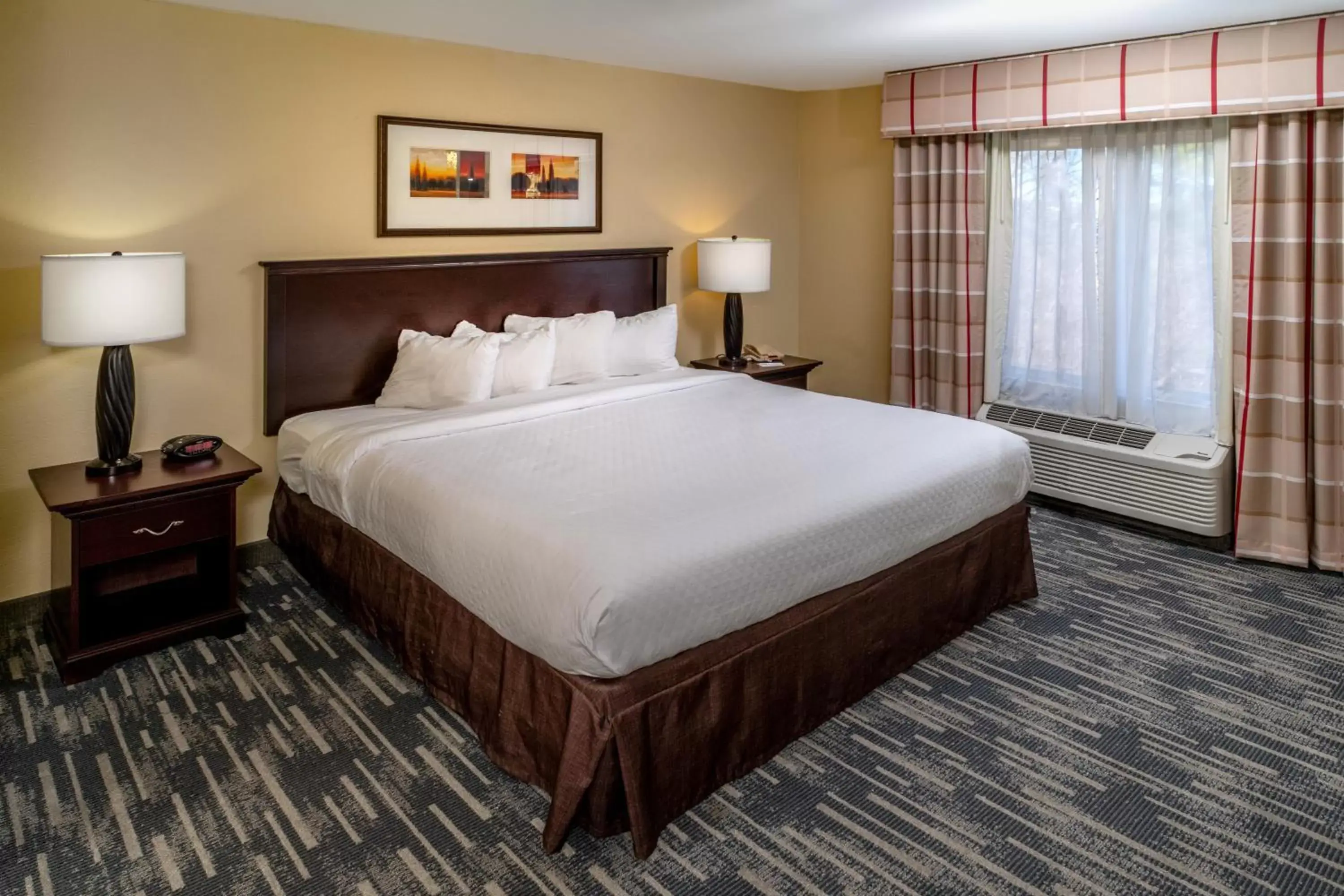 Bedroom, Bed in Country Inn & Suites by Radisson, Princeton, WV