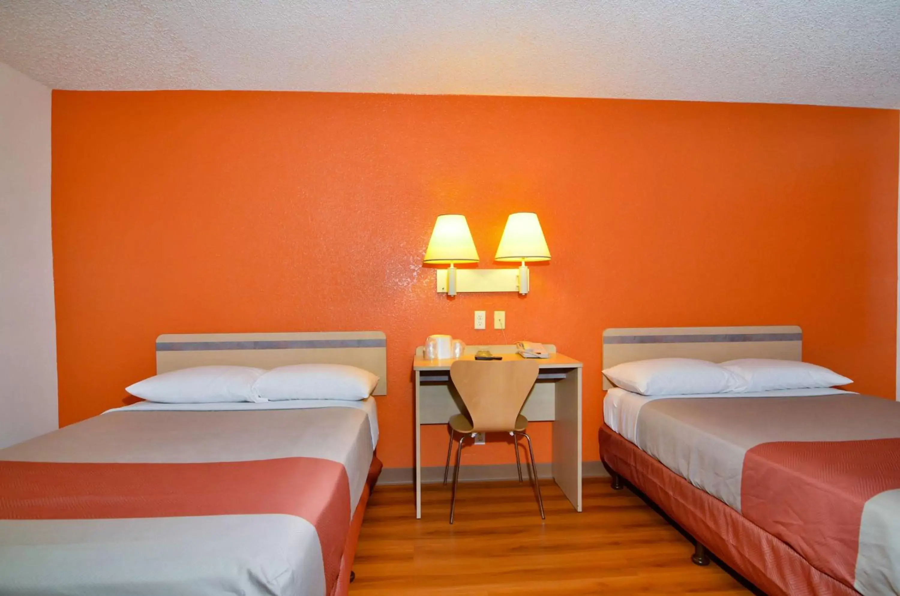 Seating area, Room Photo in Motel 6-North Palm Springs, CA - North
