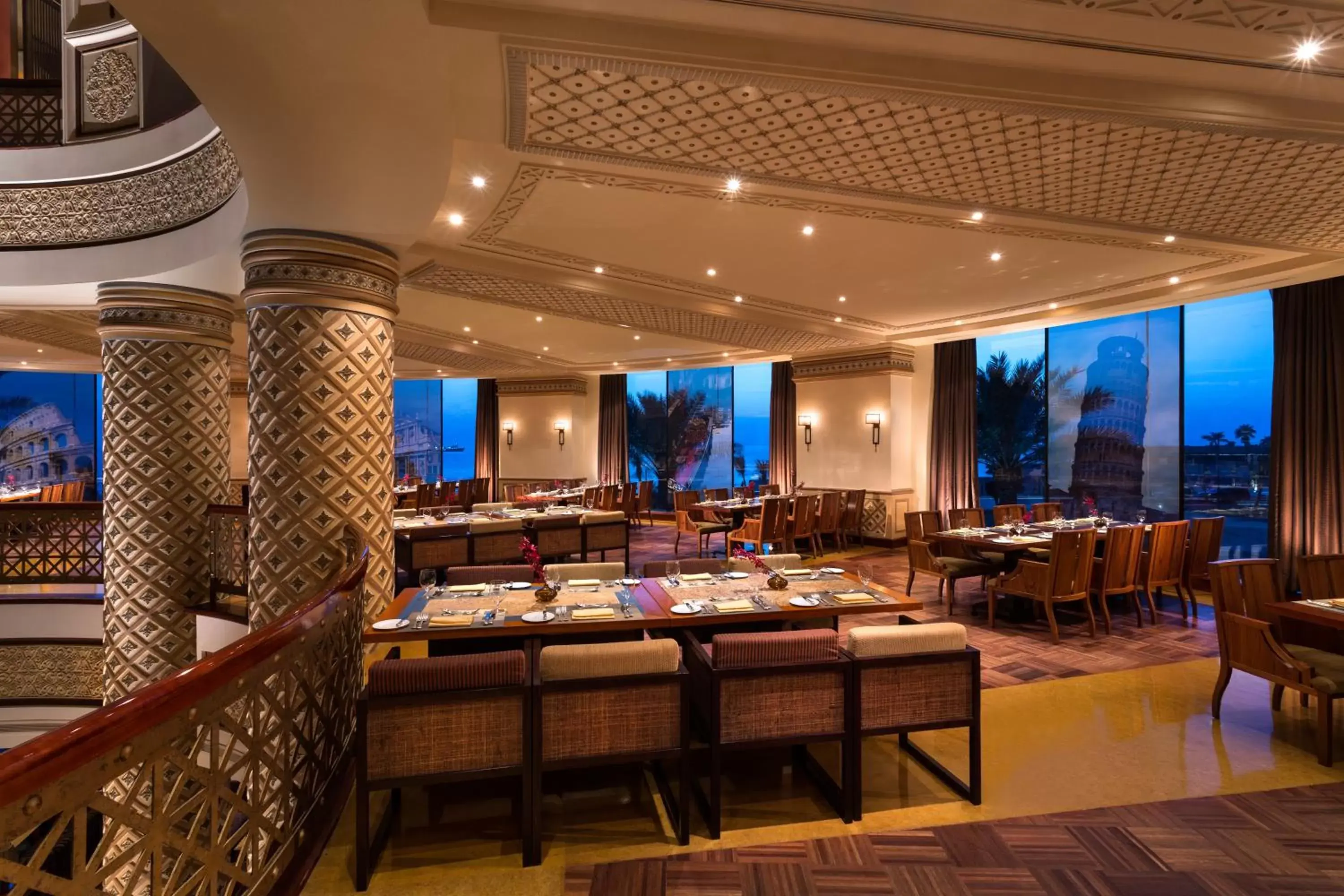 Seating area, Restaurant/Places to Eat in Rosewood Jeddah