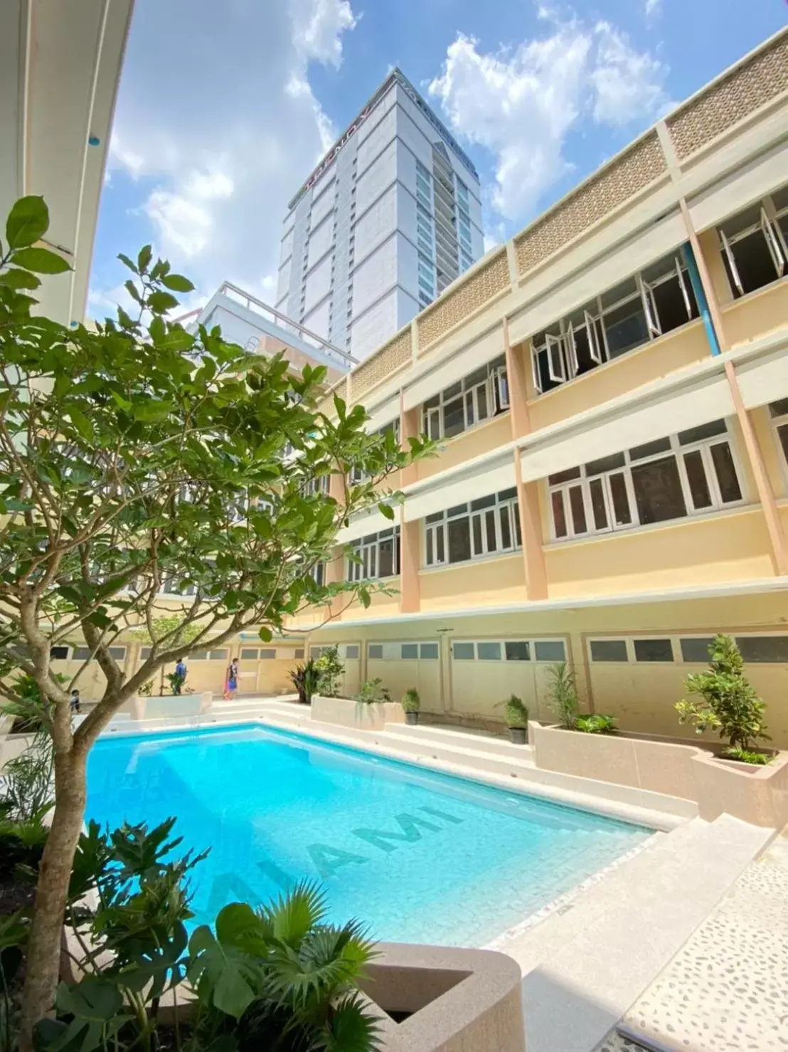 Property Building in Miami Hotel Bangkok - SHA Plus
