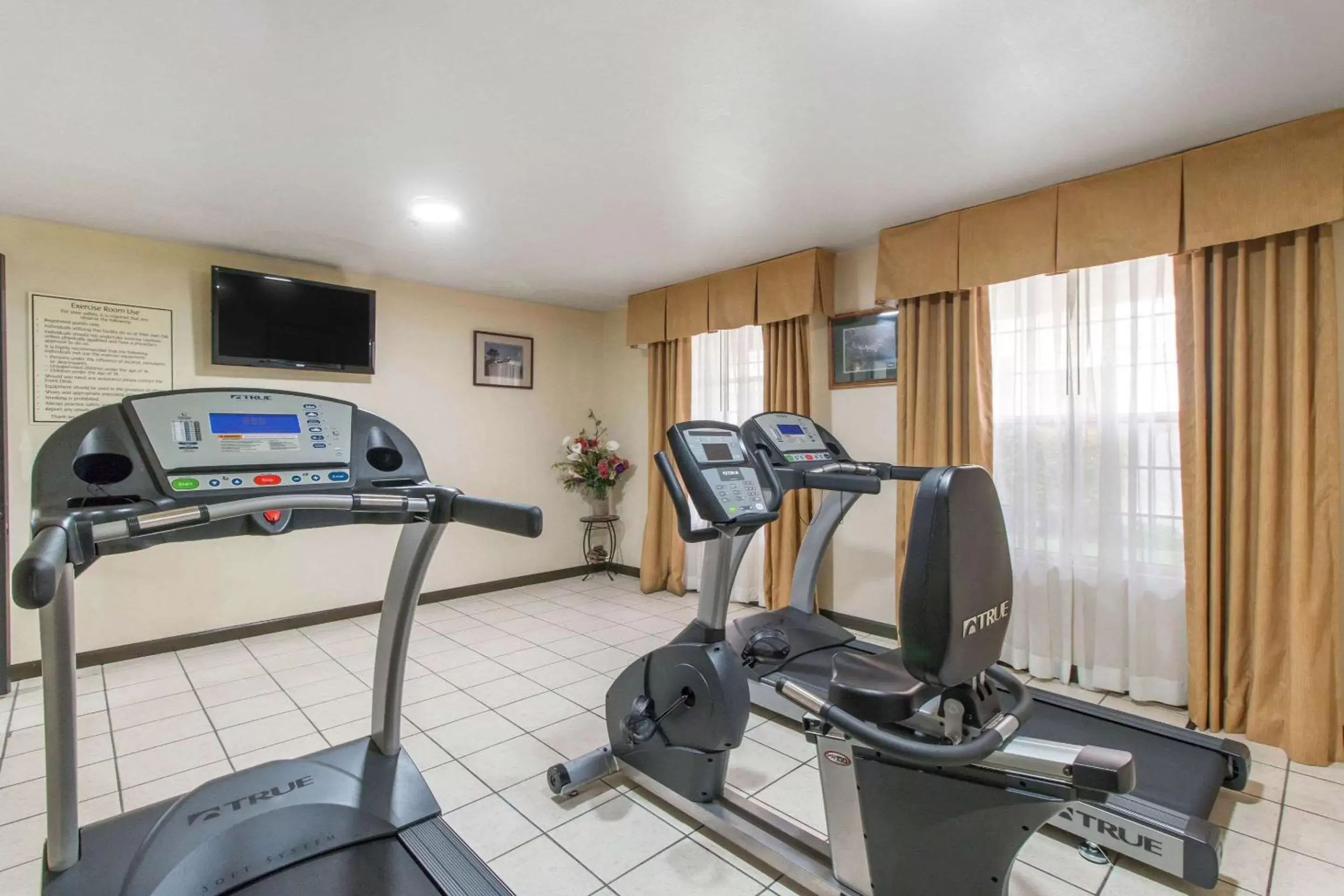 Fitness centre/facilities, Fitness Center/Facilities in Quality Inn & Suites Redwood Coast