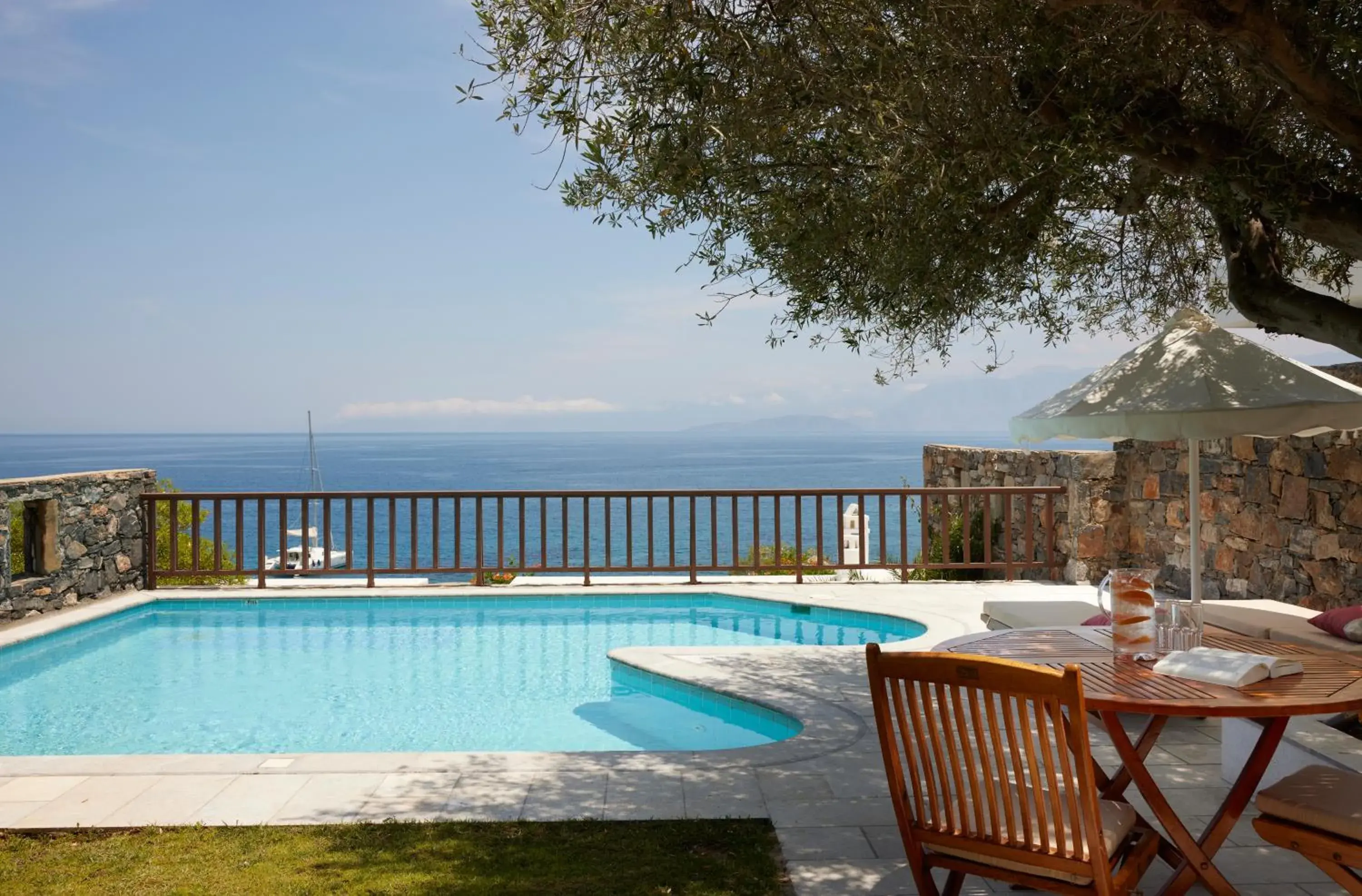 Swimming Pool in Elounda Mare Relais & Châteaux Hotel