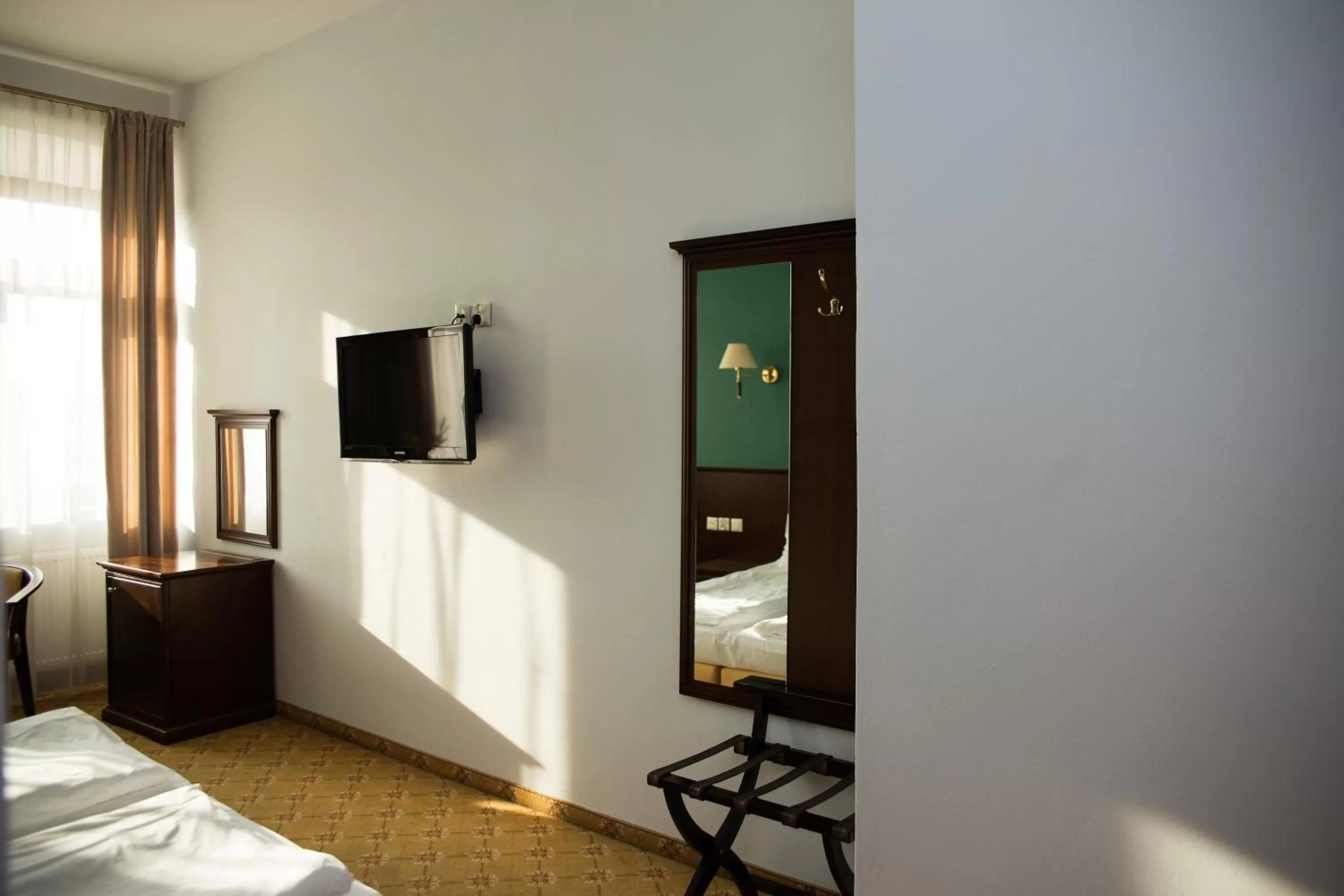 TV and multimedia, TV/Entertainment Center in Prudentia Residence Qulturalna