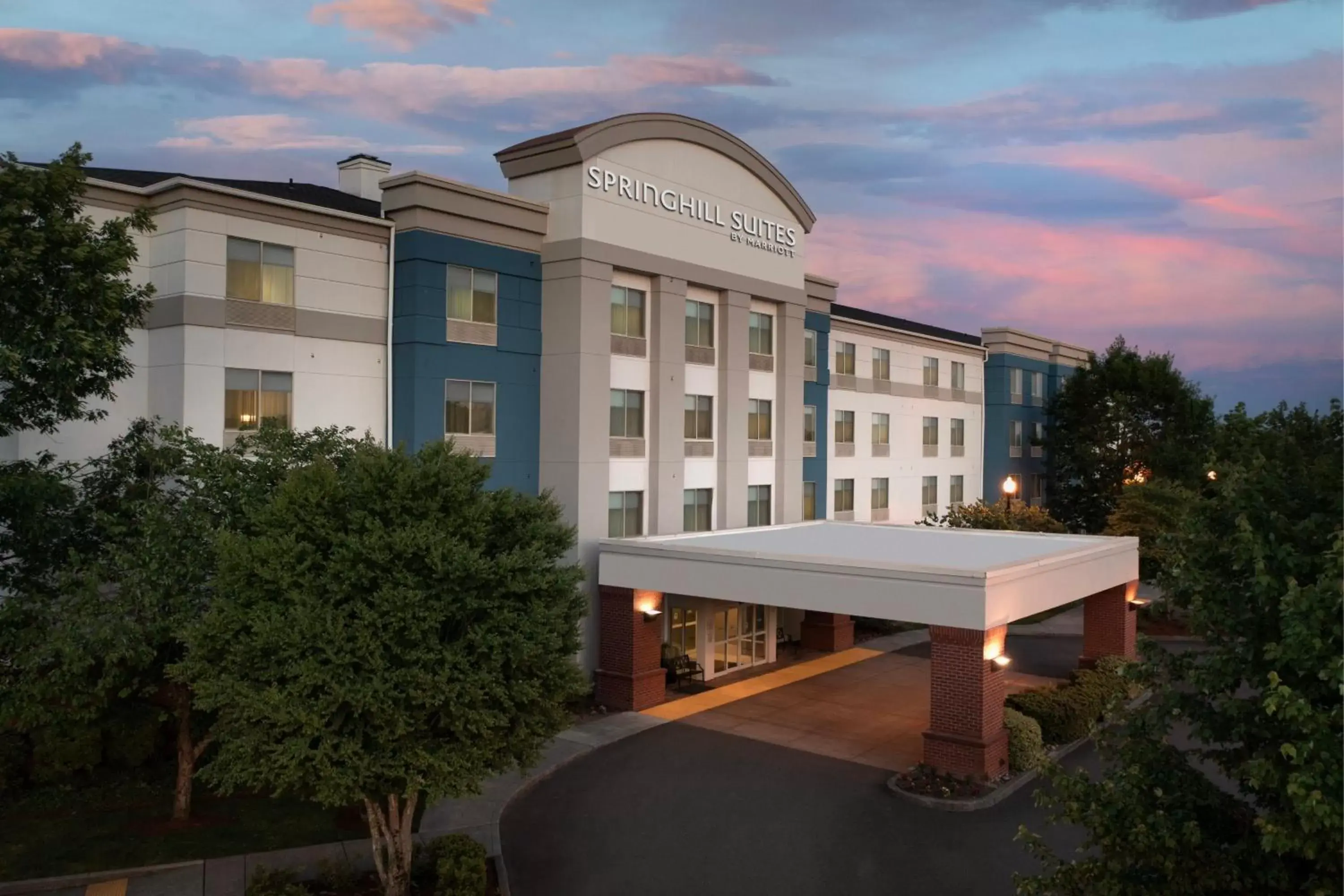 Property Building in SpringHill Suites by Marriott Portland Vancouver