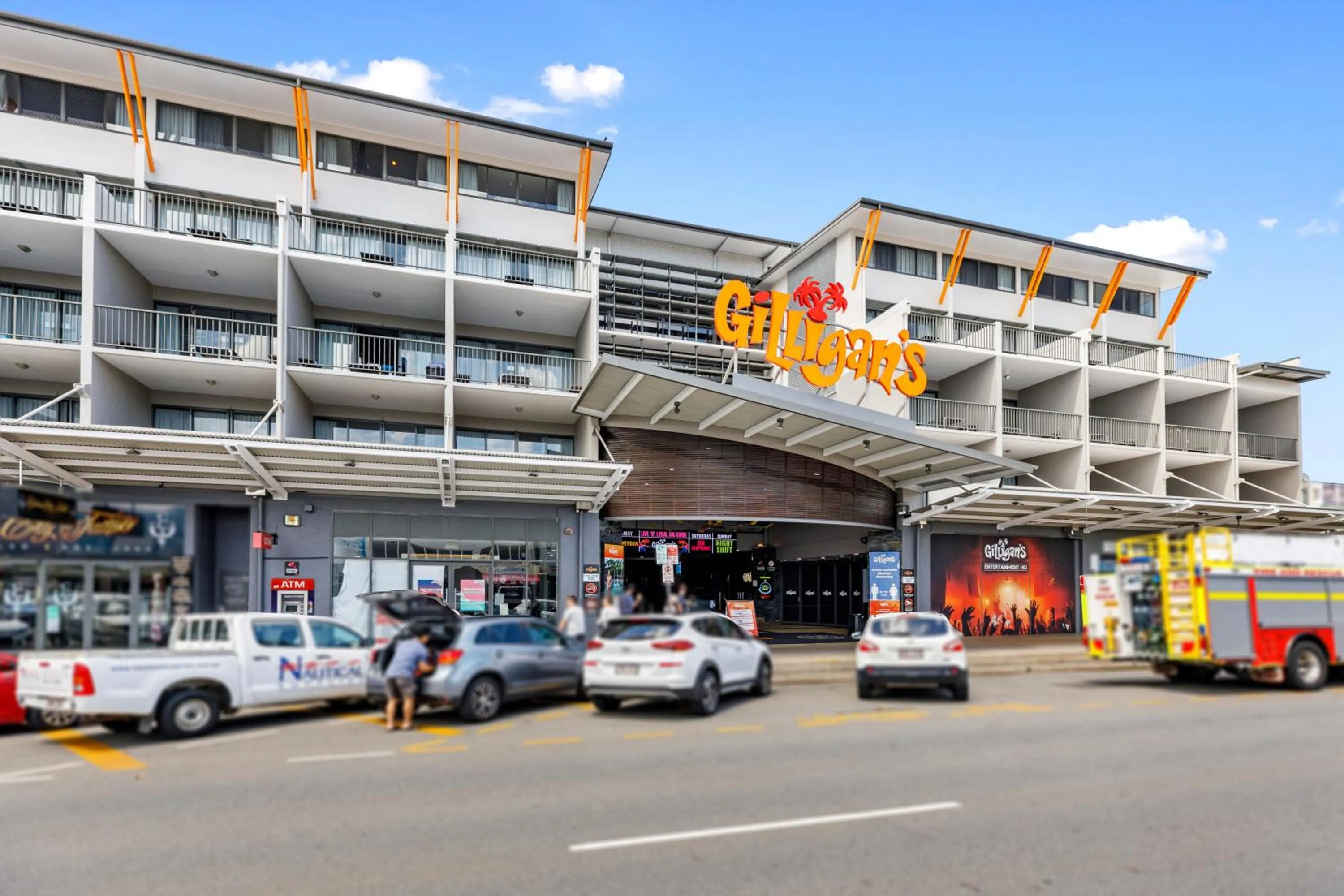 Property building in Gilligan's Hotel & Resort Cairns