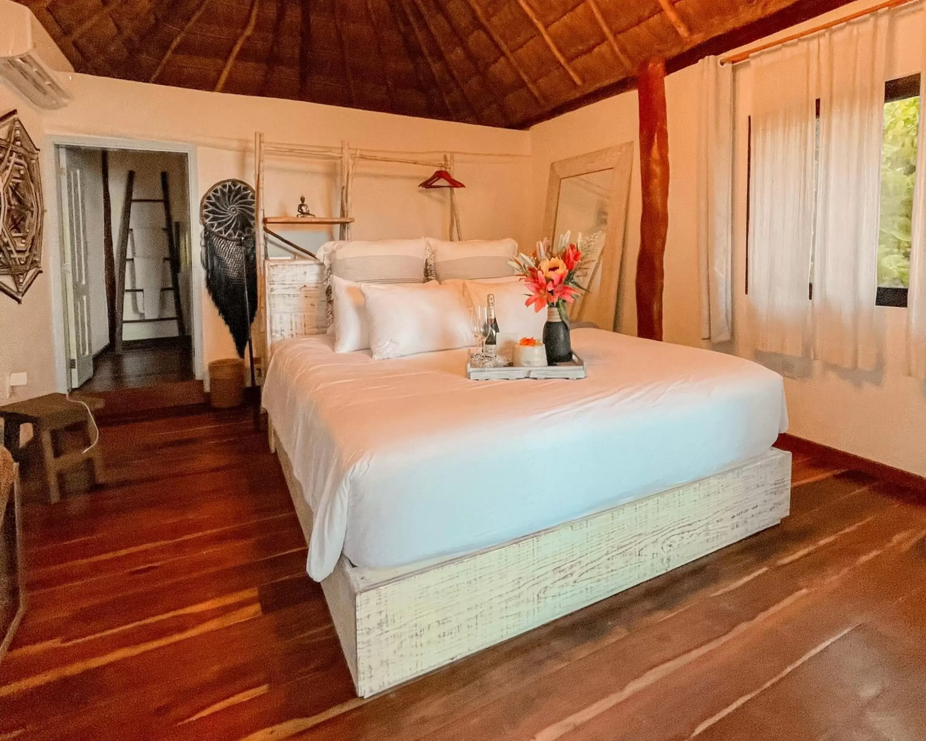 Photo of the whole room, Bed in Hotelito Azul