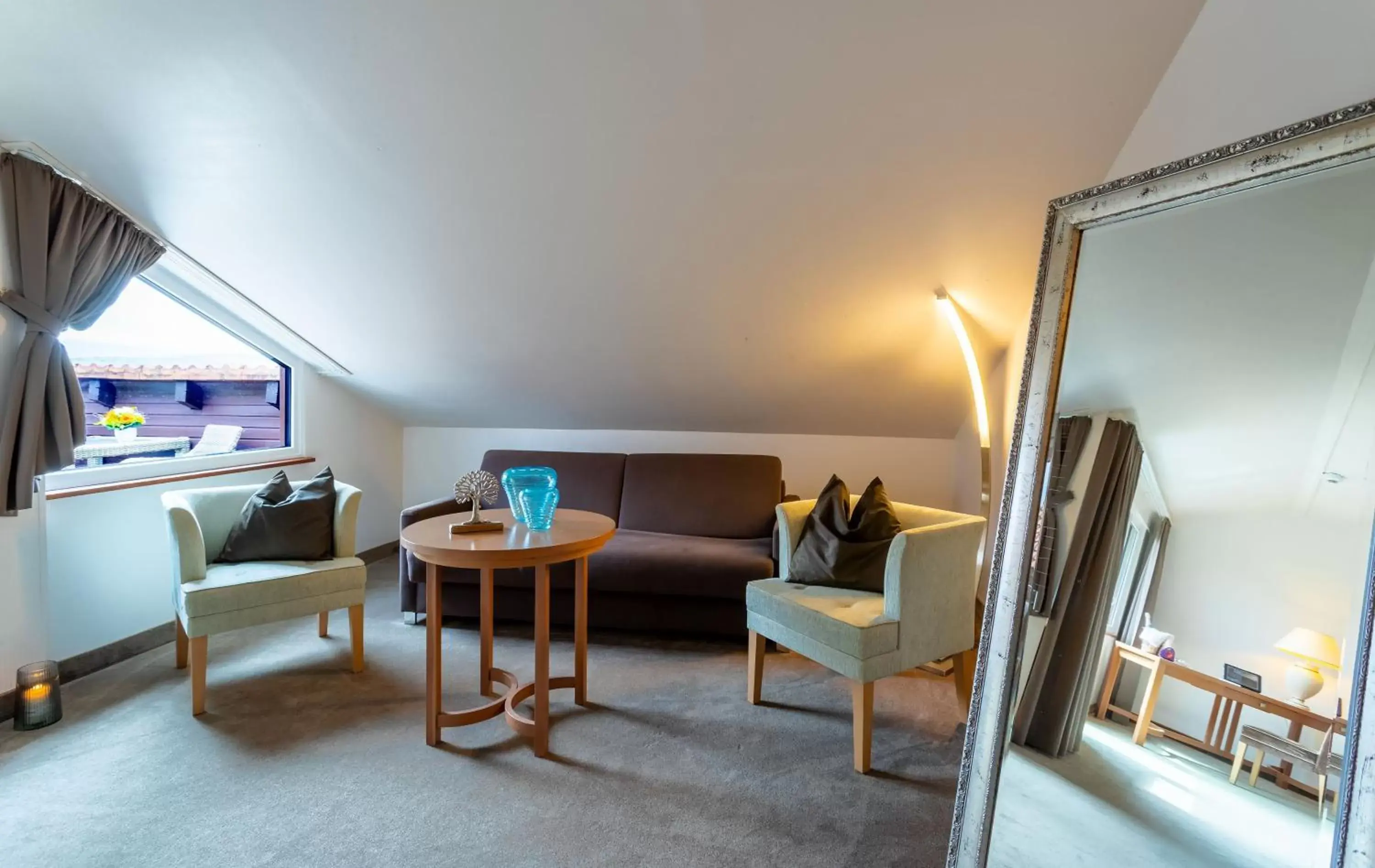 Staff, Seating Area in Hotel Rhön Residence