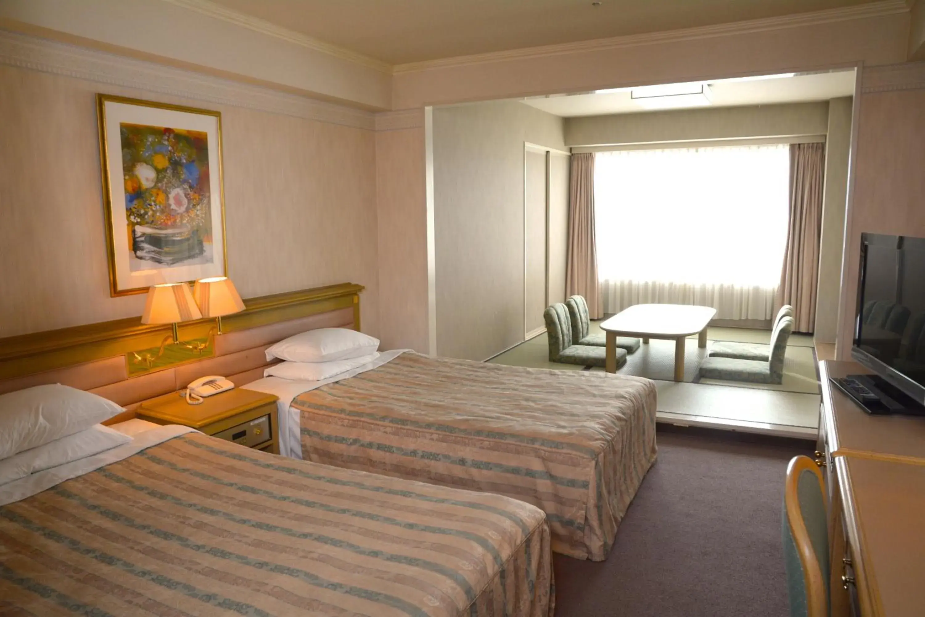 Photo of the whole room, Bed in Hotel Listel Inawashiro Wing Tower