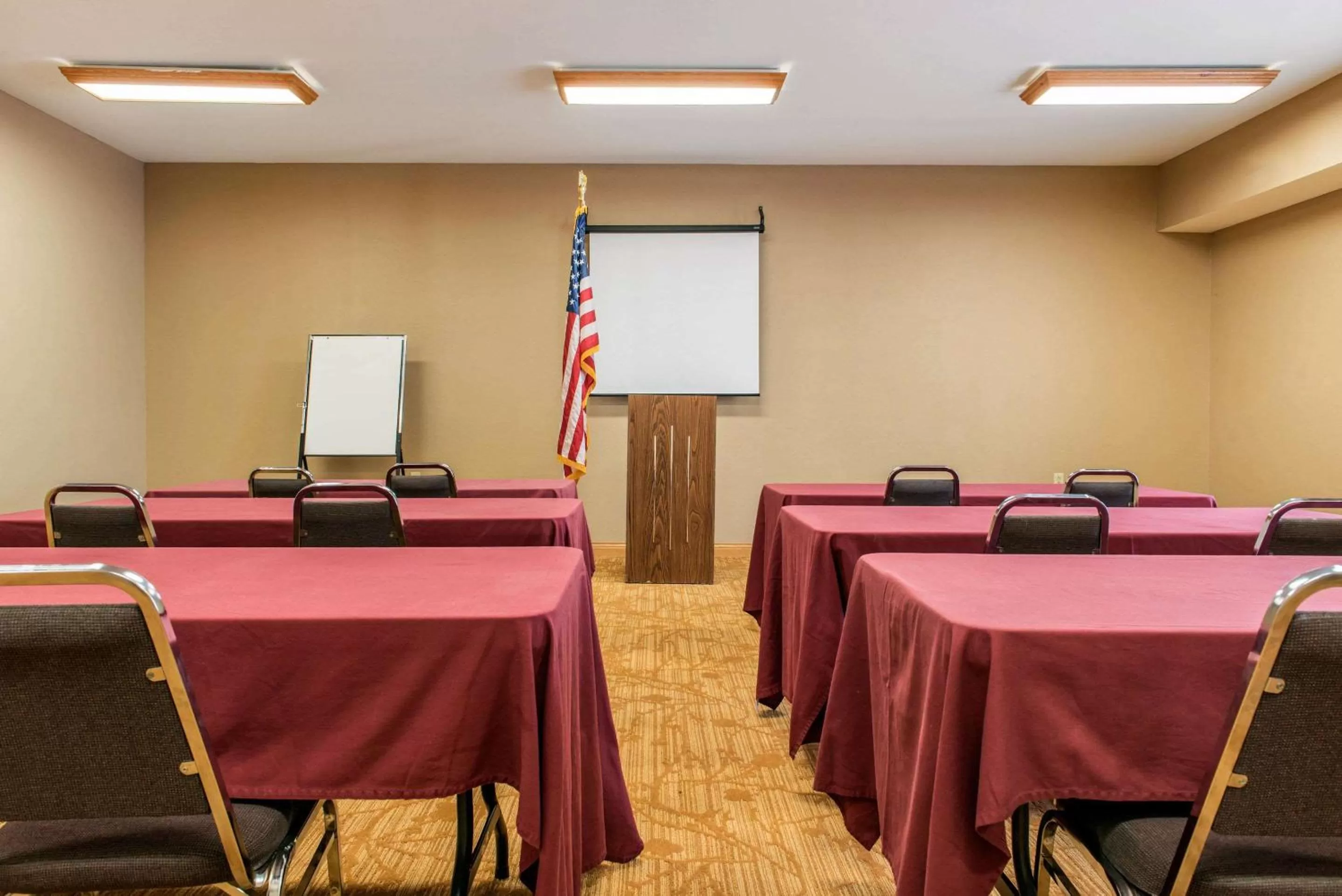 On site in Quality Inn Jacksonville near I-72