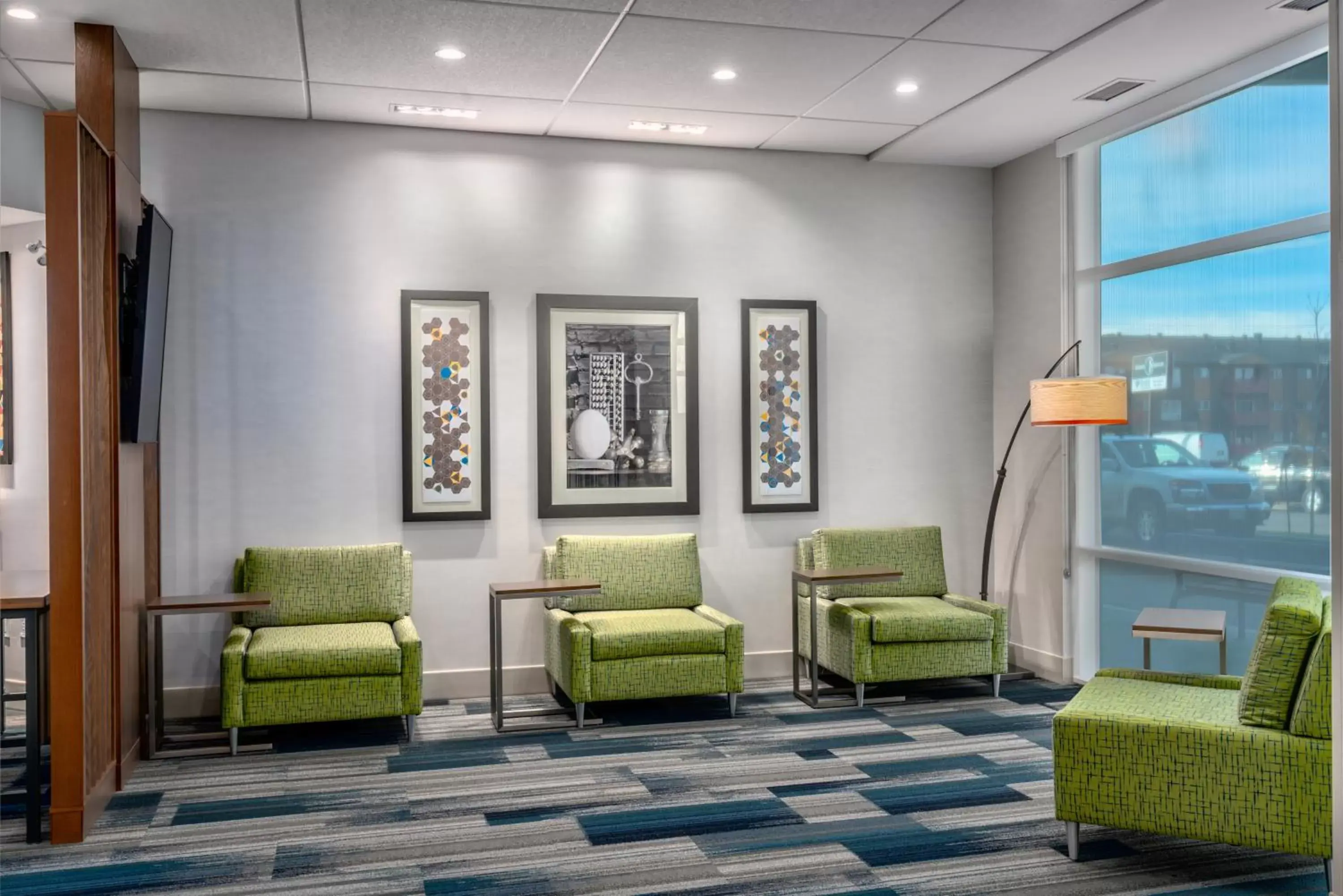 Property building, Lobby/Reception in Holiday Inn Express & Suites - Brandon, an IHG Hotel