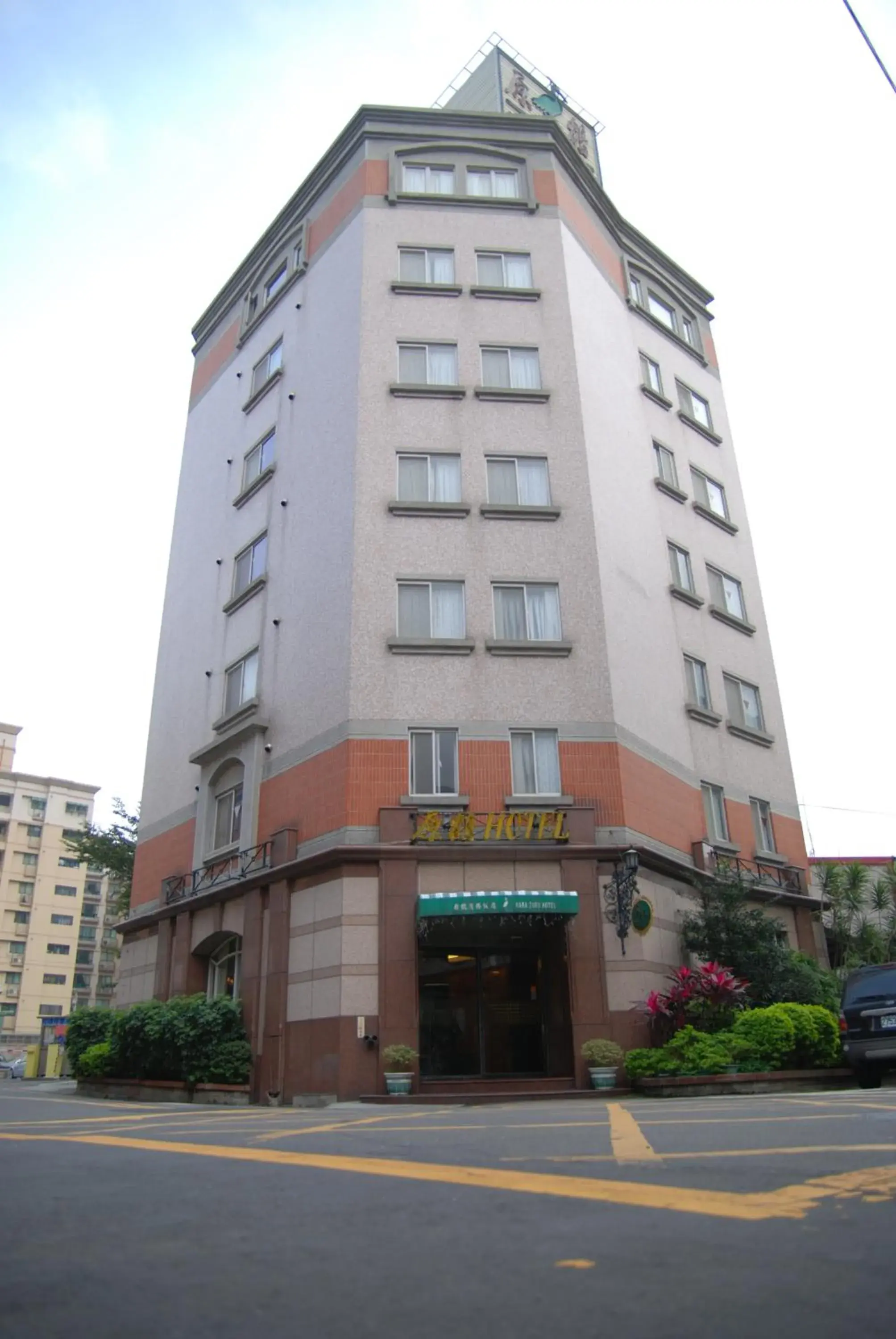 Facade/entrance, Property Building in Harazuru Hotel