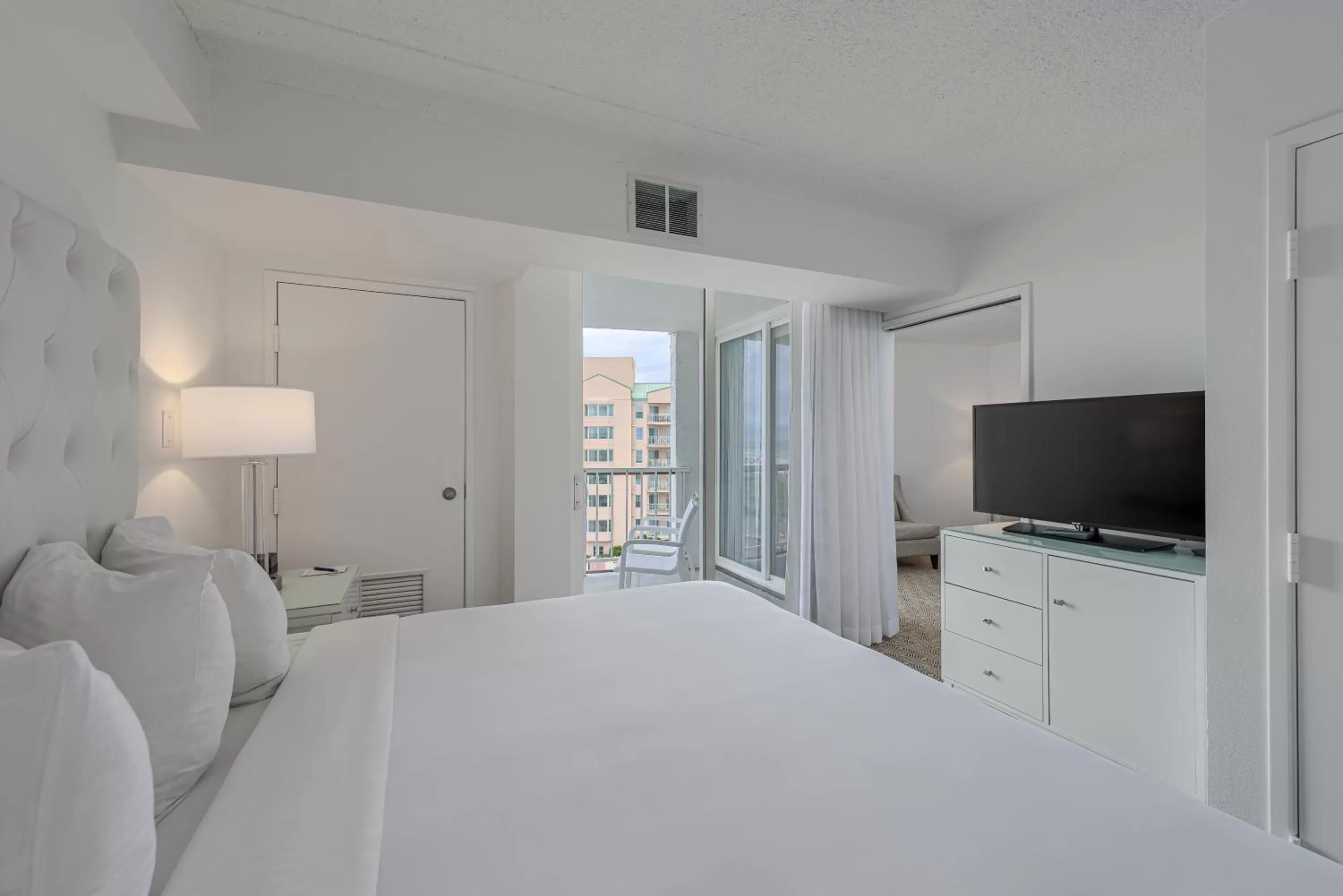 Bedroom, Bed in ICONA Diamond Beach