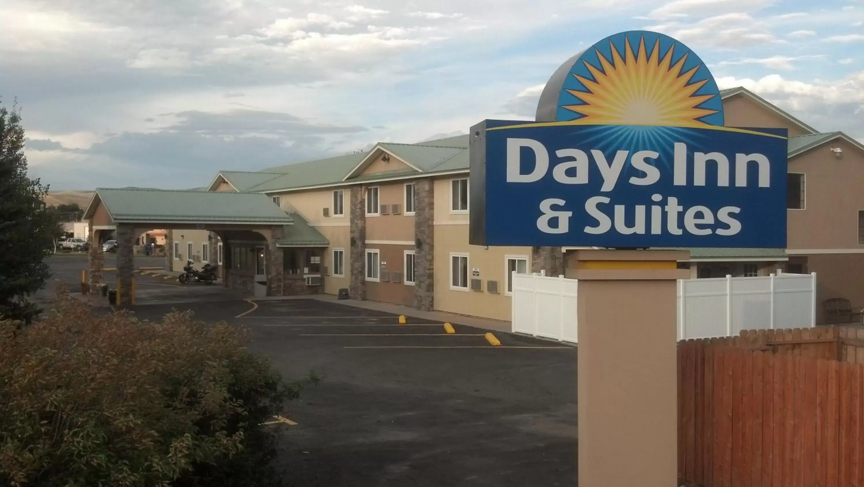 Day, Property Building in Days Inn & Suites by Wyndham Gunnison