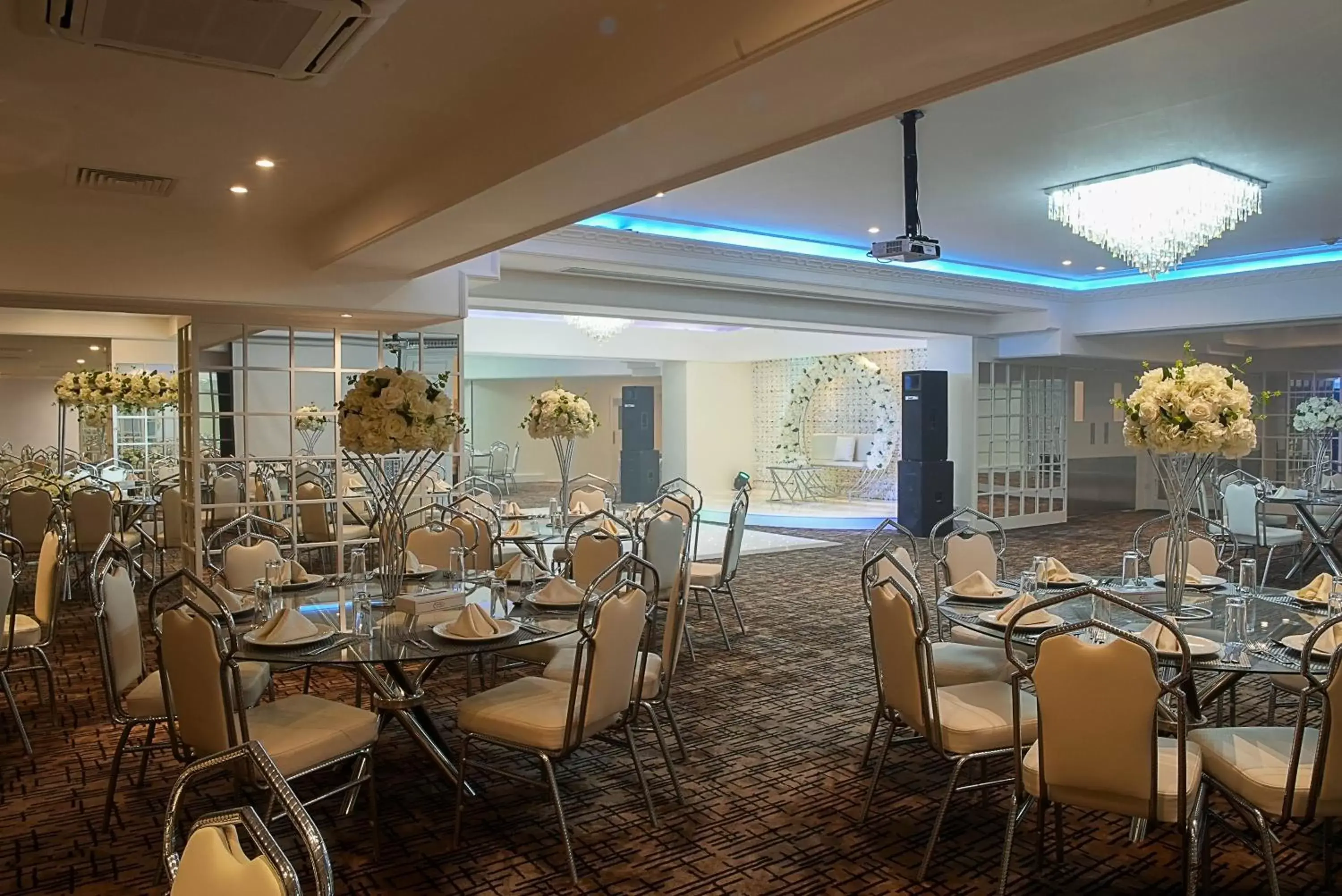 Banquet/Function facilities, Restaurant/Places to Eat in Toledo Amman Hotel